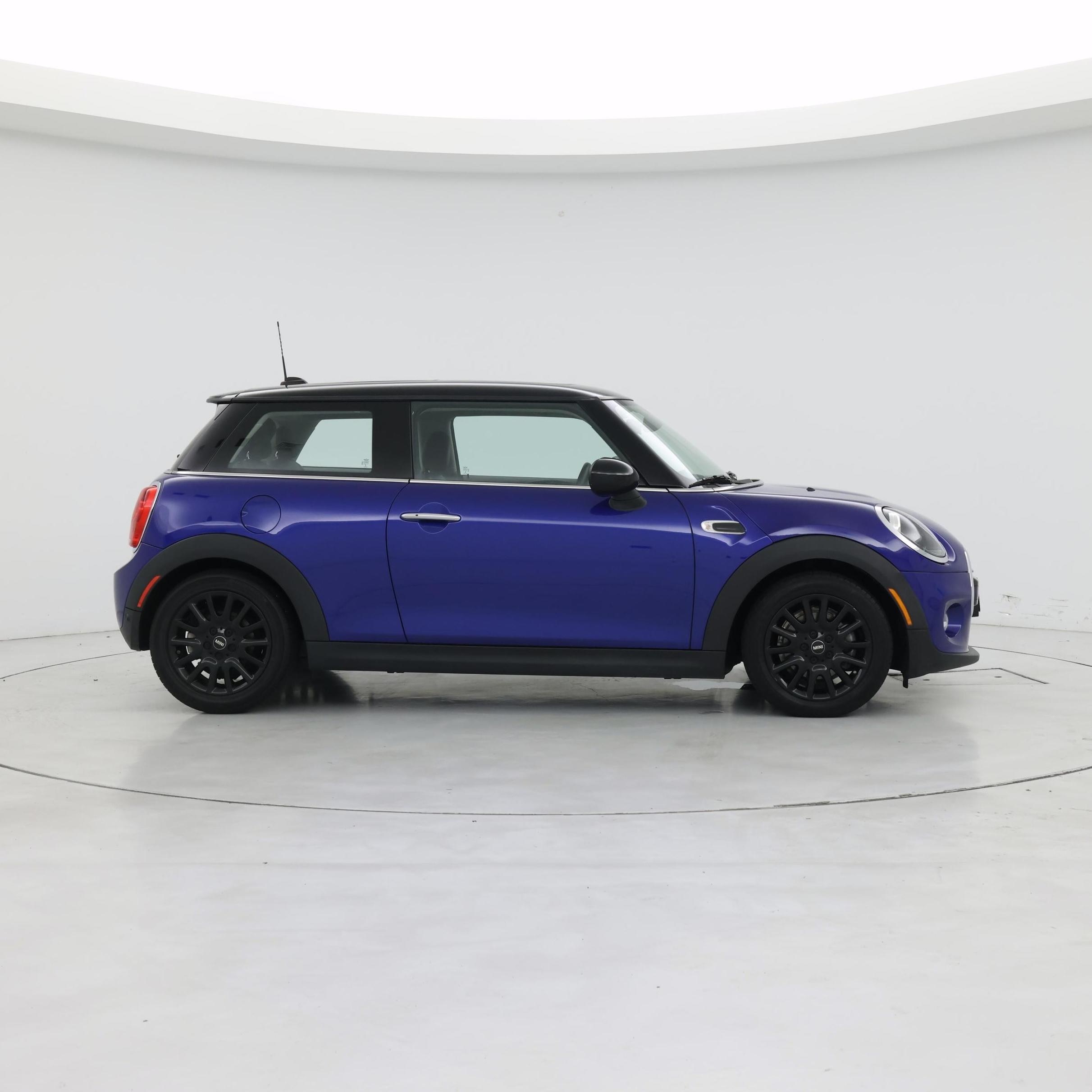 Thumbnail: 2019 MINI Cooper Hardtop - 7