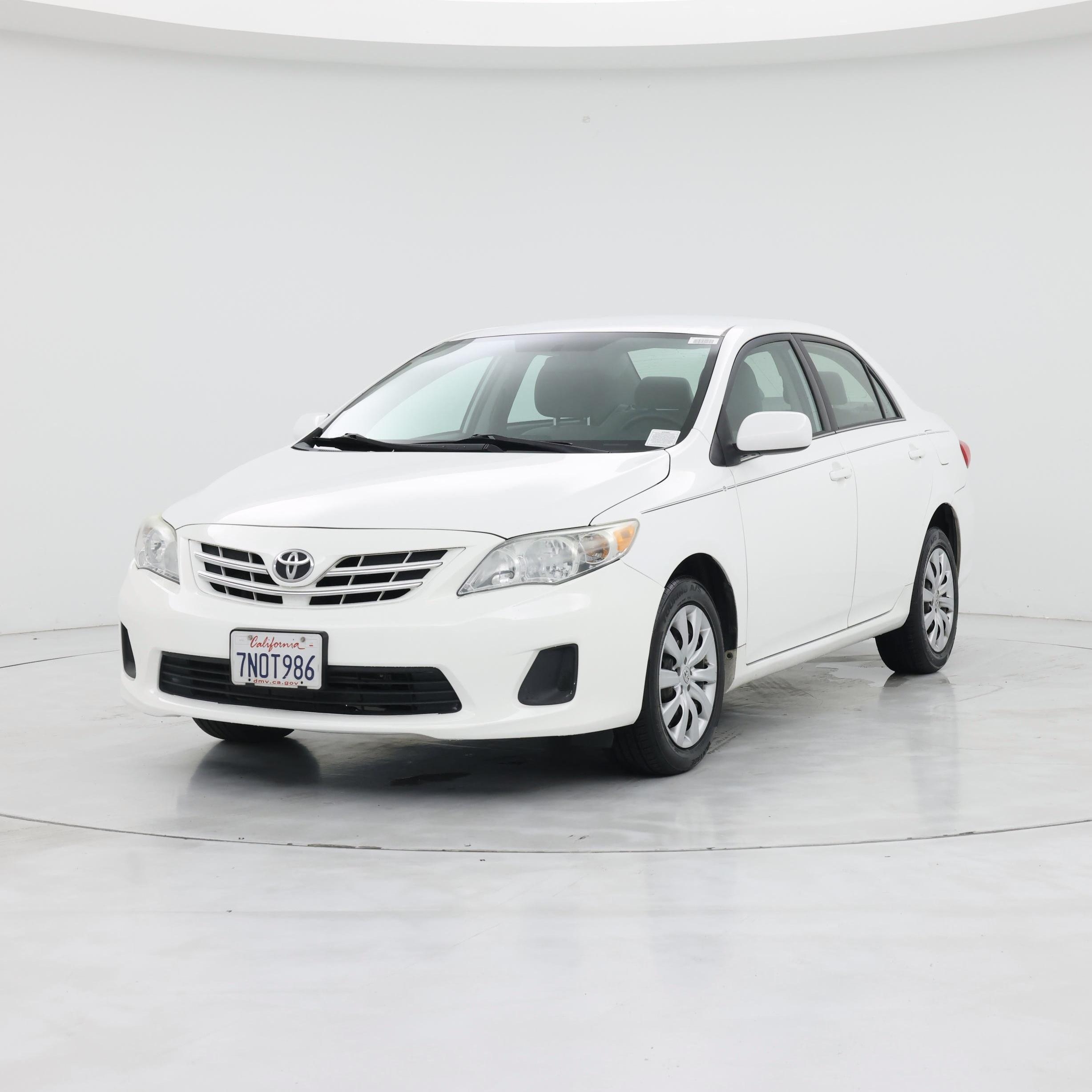 Thumbnail: 2013 Toyota Corolla - 4