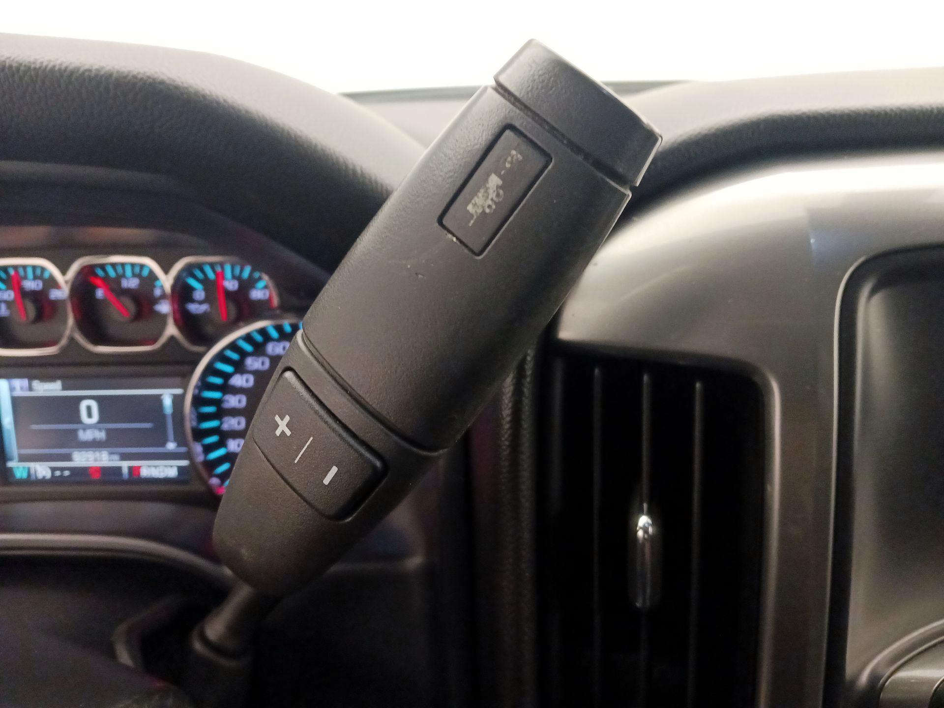 Thumbnail: 2016 Chevrolet Silverado 1500 - 17