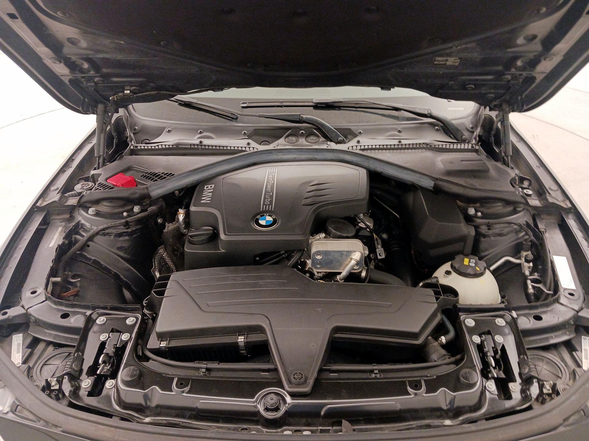 Thumbnail: 2015 BMW 3 Series - 19