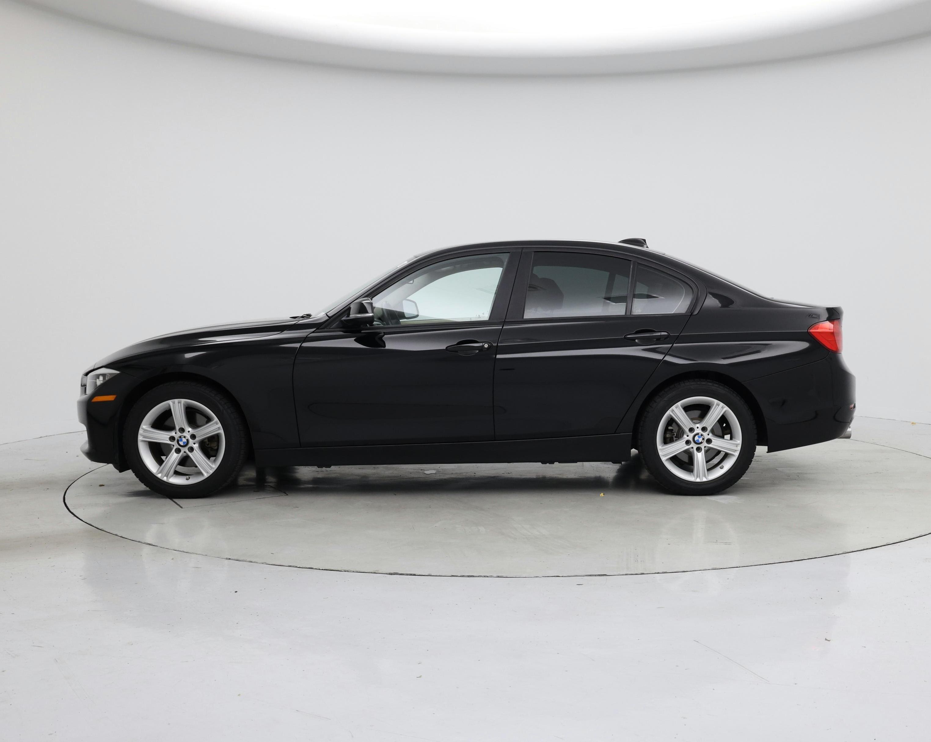 Thumbnail: 2015 BMW 3 Series - 3