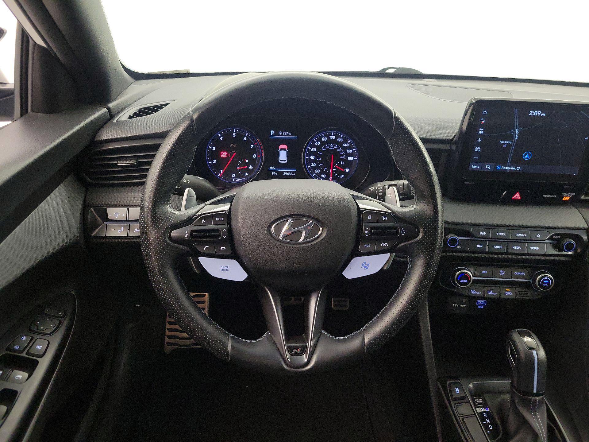 Thumbnail: 2021 Hyundai Veloster - 9