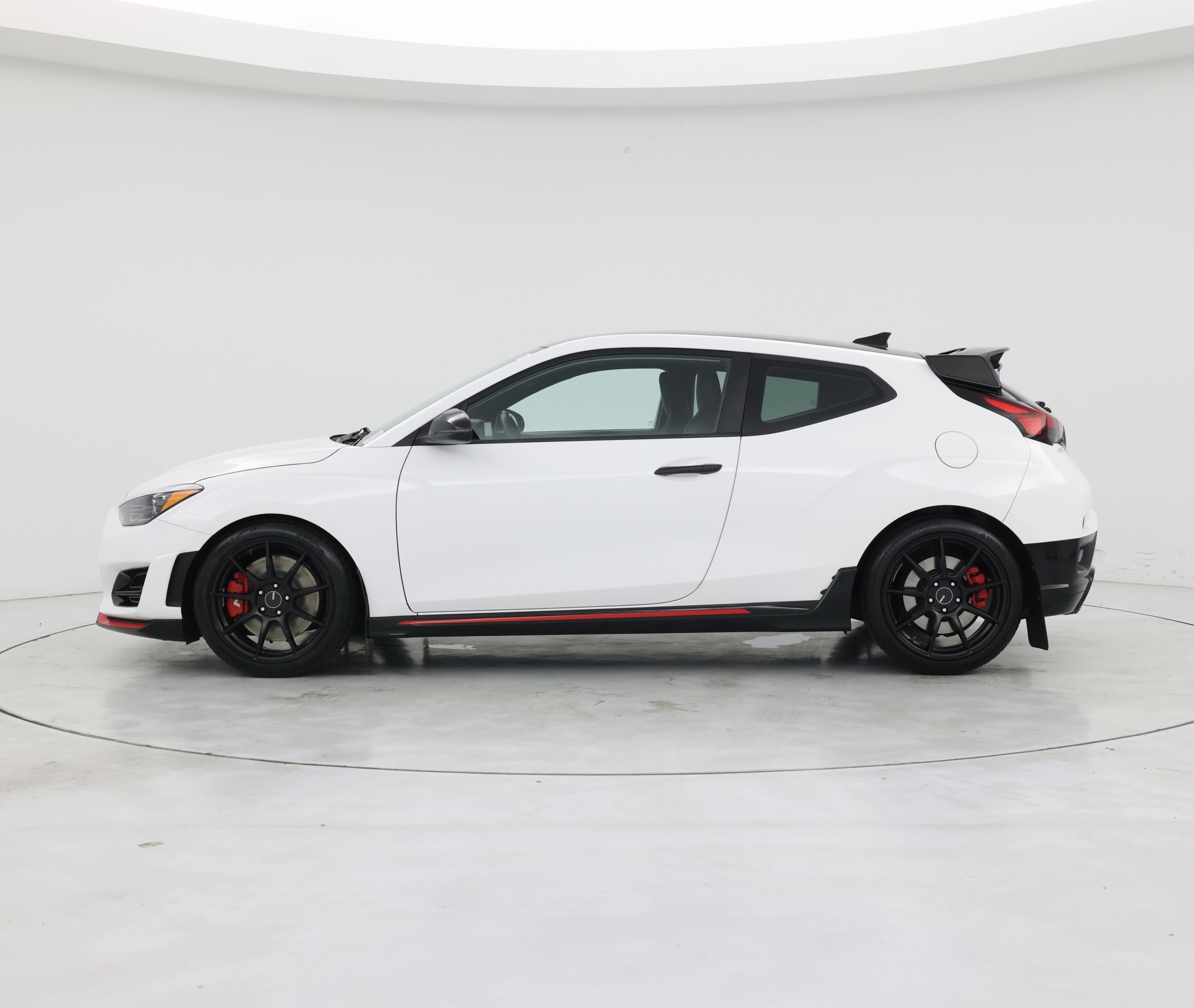 Thumbnail: 2021 Hyundai Veloster - 3
