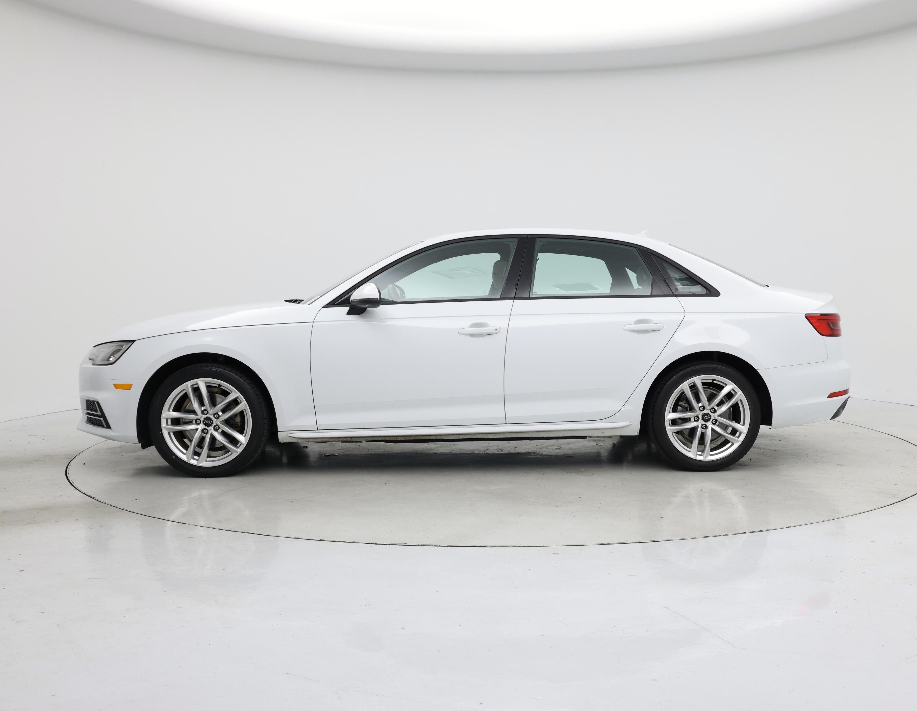 Thumbnail: 2017 Audi A4 - 3
