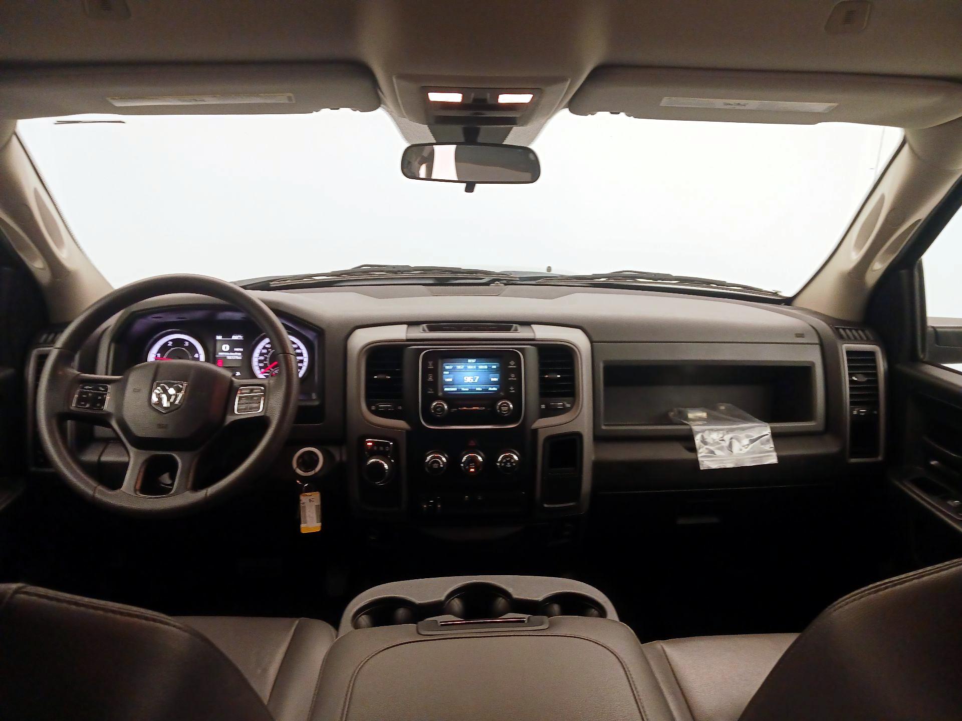 Thumbnail: 2019 RAM 1500 Classic - 9