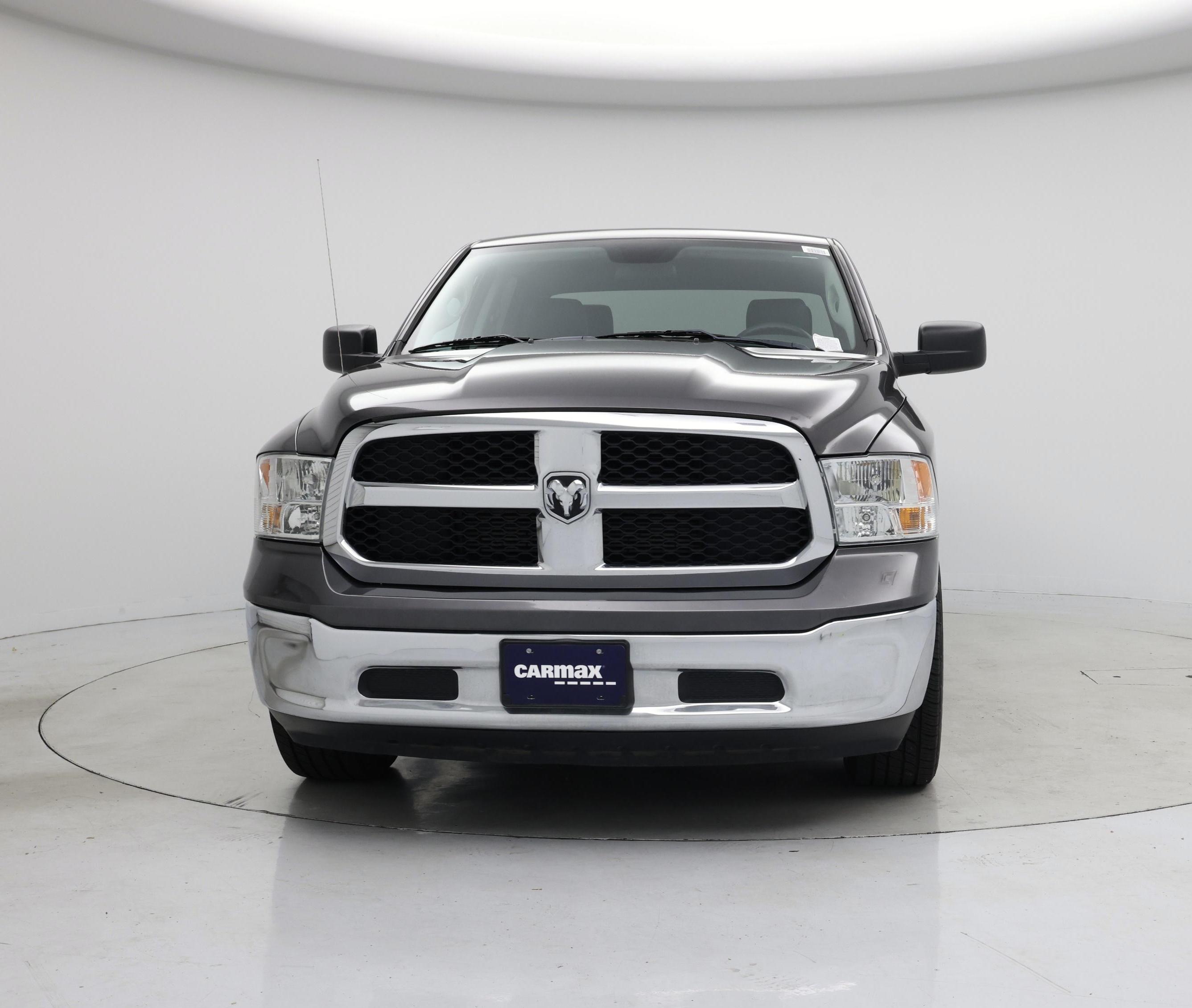Thumbnail: 2019 RAM 1500 Classic - 5