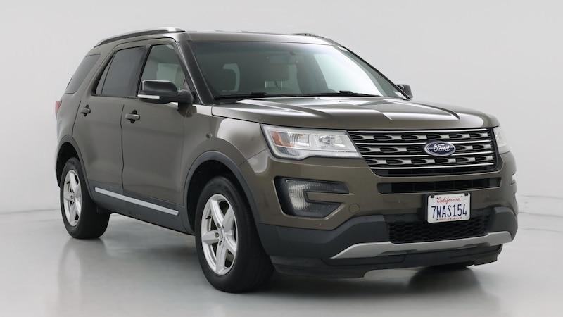 2016 Ford Explorer XLT Hero Image