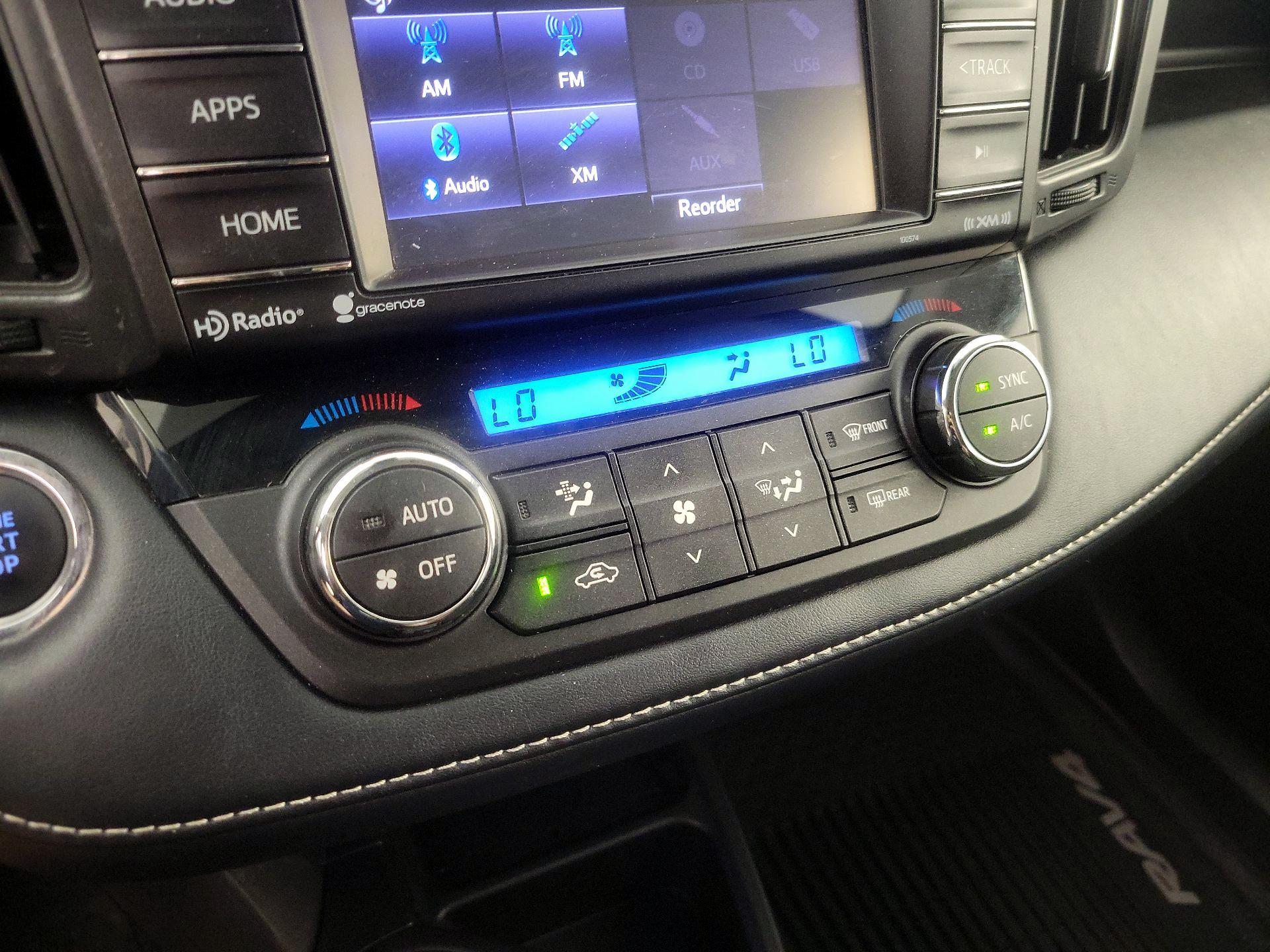 Thumbnail: 2018 Toyota RAV4 - 16