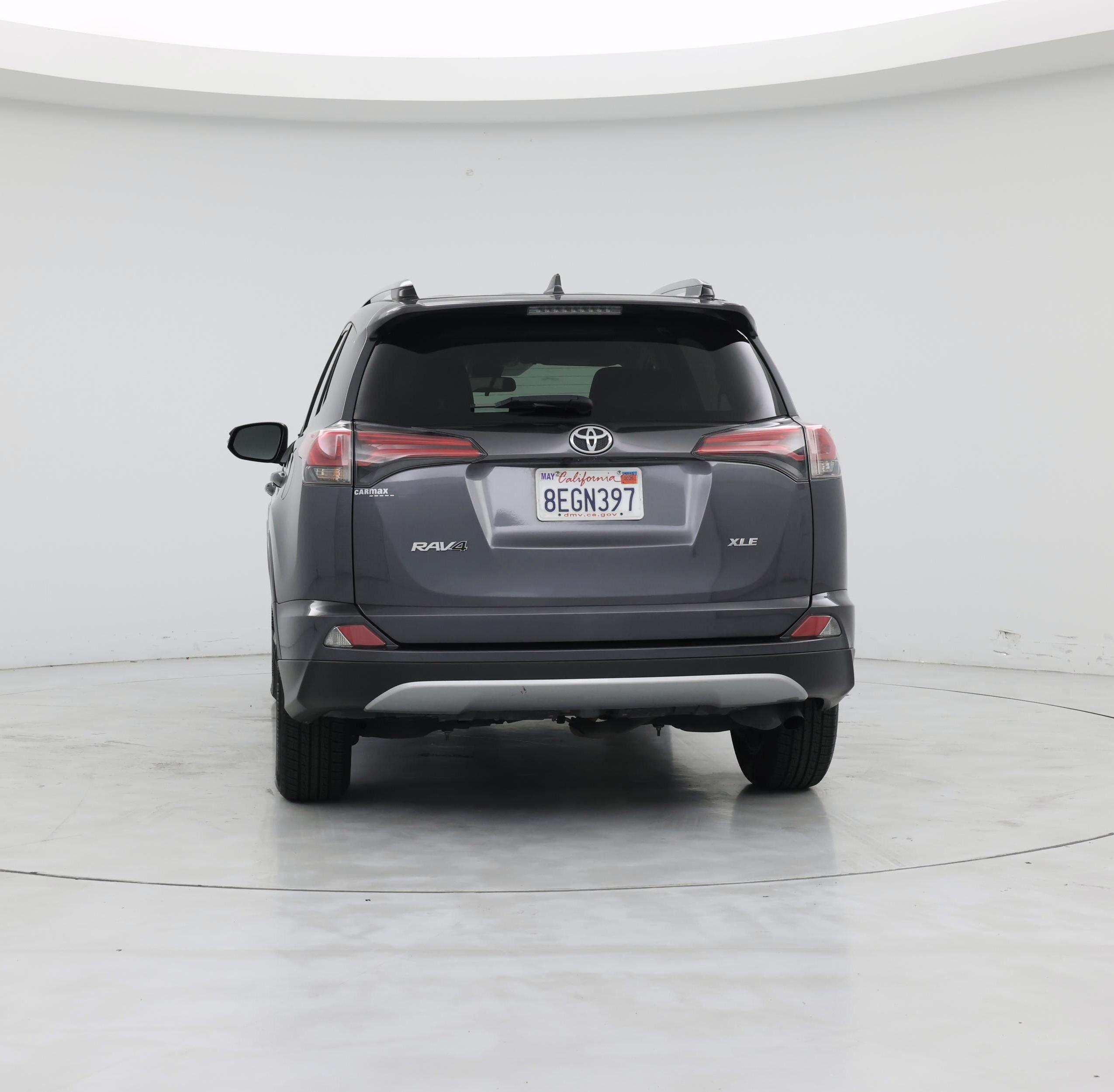 Thumbnail: 2018 Toyota RAV4 - 6