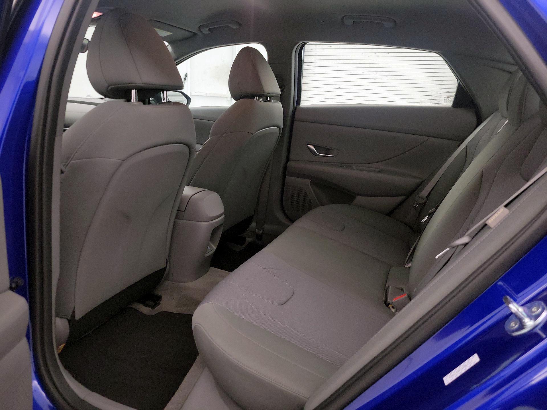 Thumbnail: 2025 Hyundai Elantra - 19