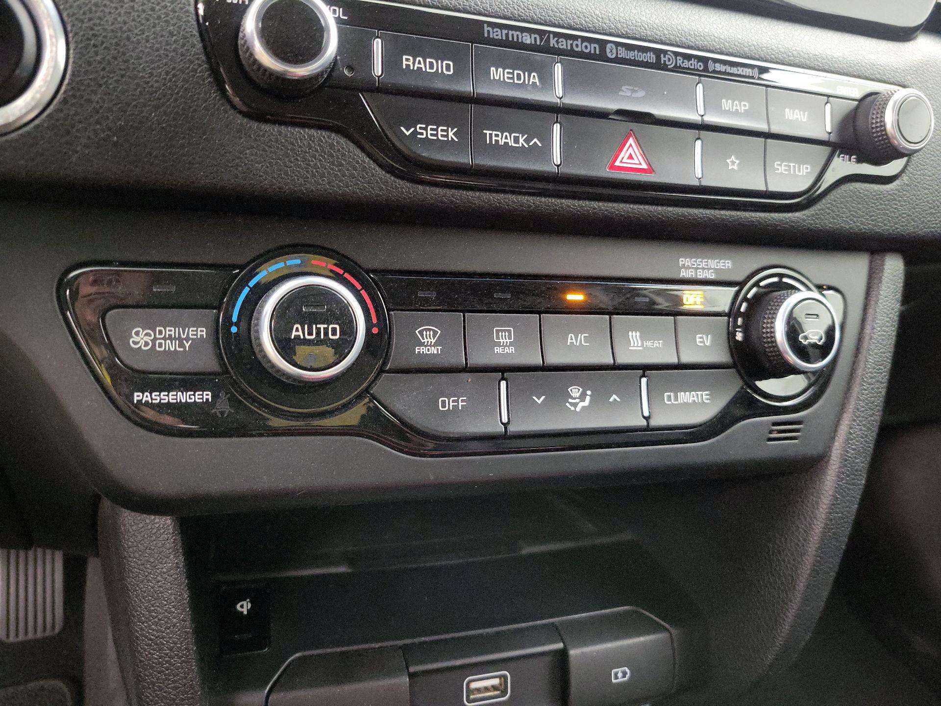Thumbnail: 2019 Kia Niro - 16