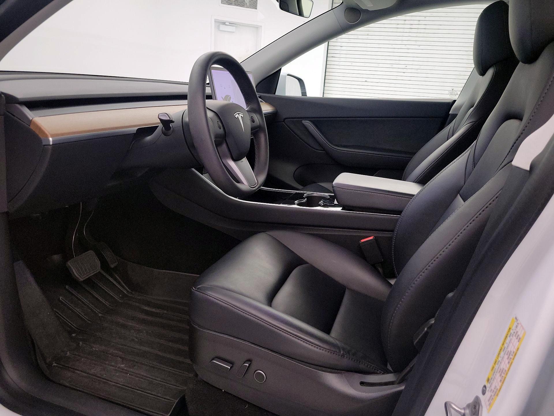 Thumbnail: 2021 Tesla Model Y - 11