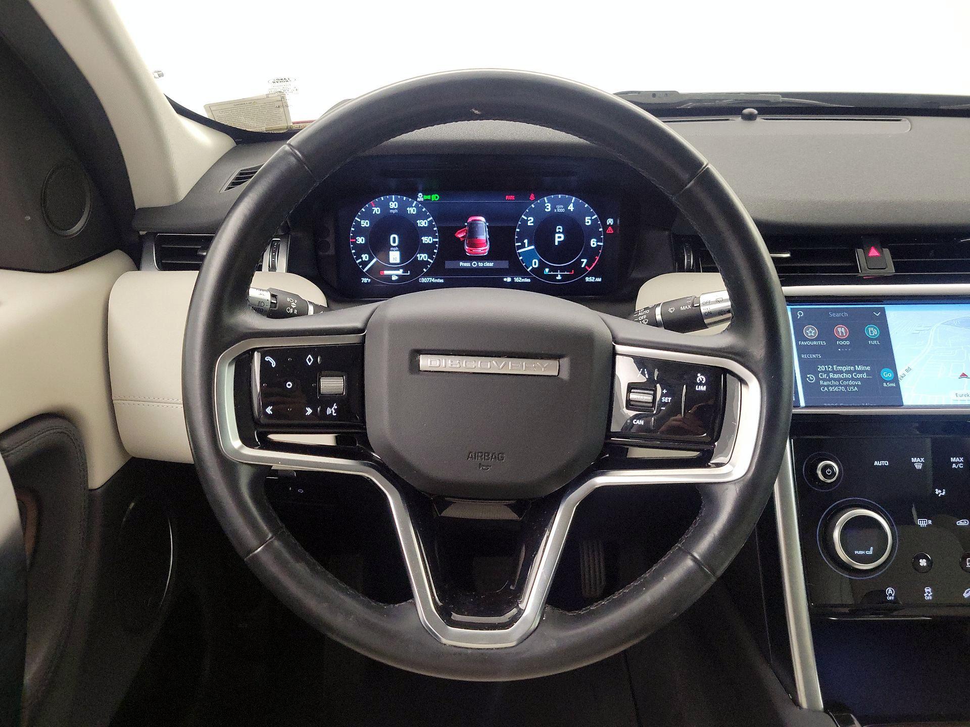 Thumbnail: 2021 Land Rover Discovery Sport - 10