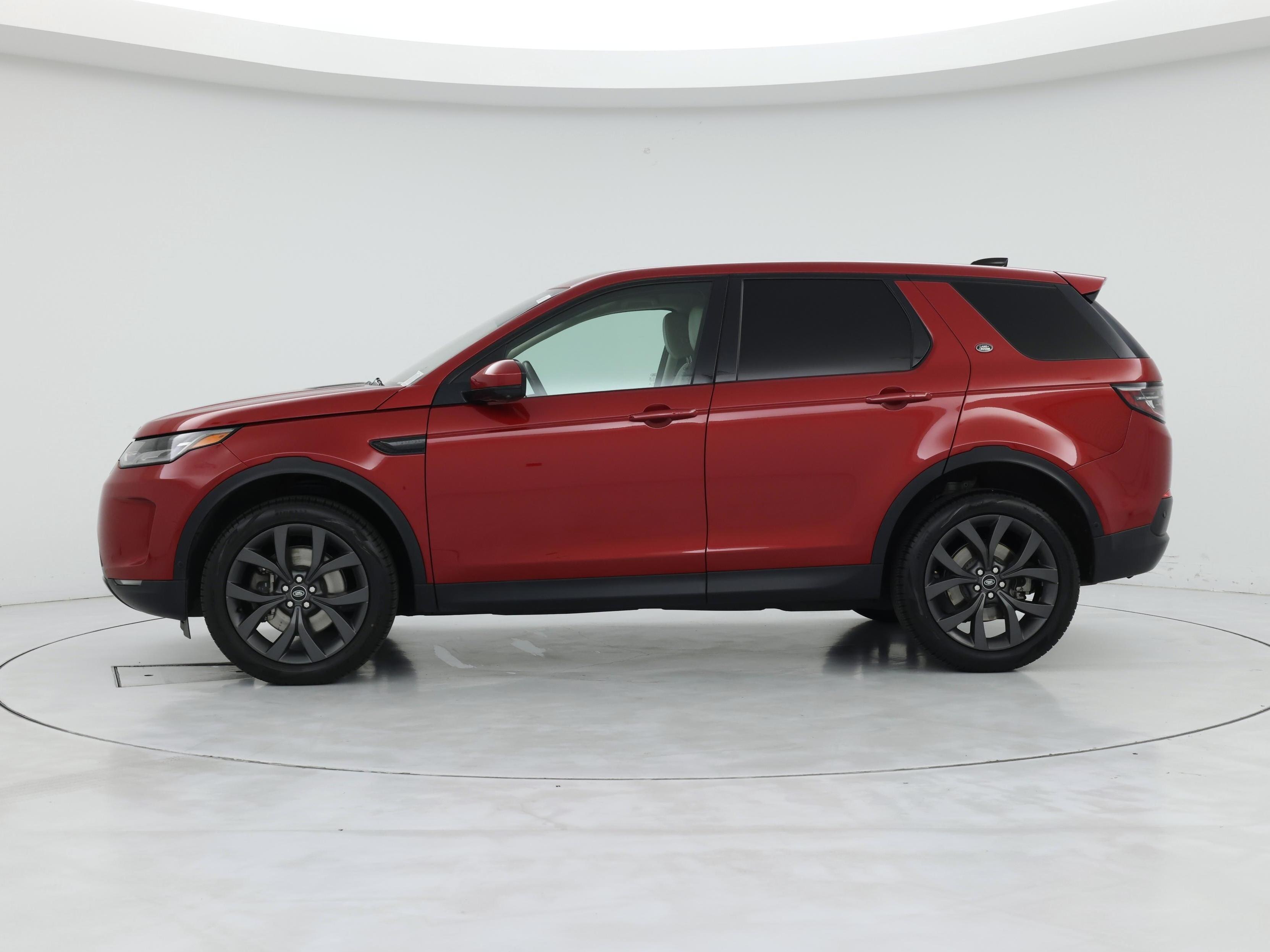 Thumbnail: 2021 Land Rover Discovery Sport - 3
