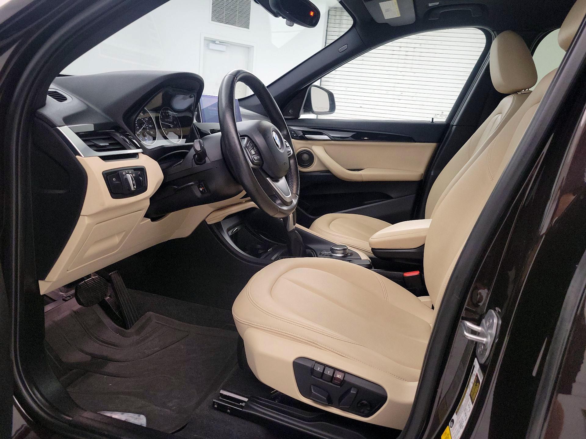 Thumbnail: 2018 BMW X1 - 11