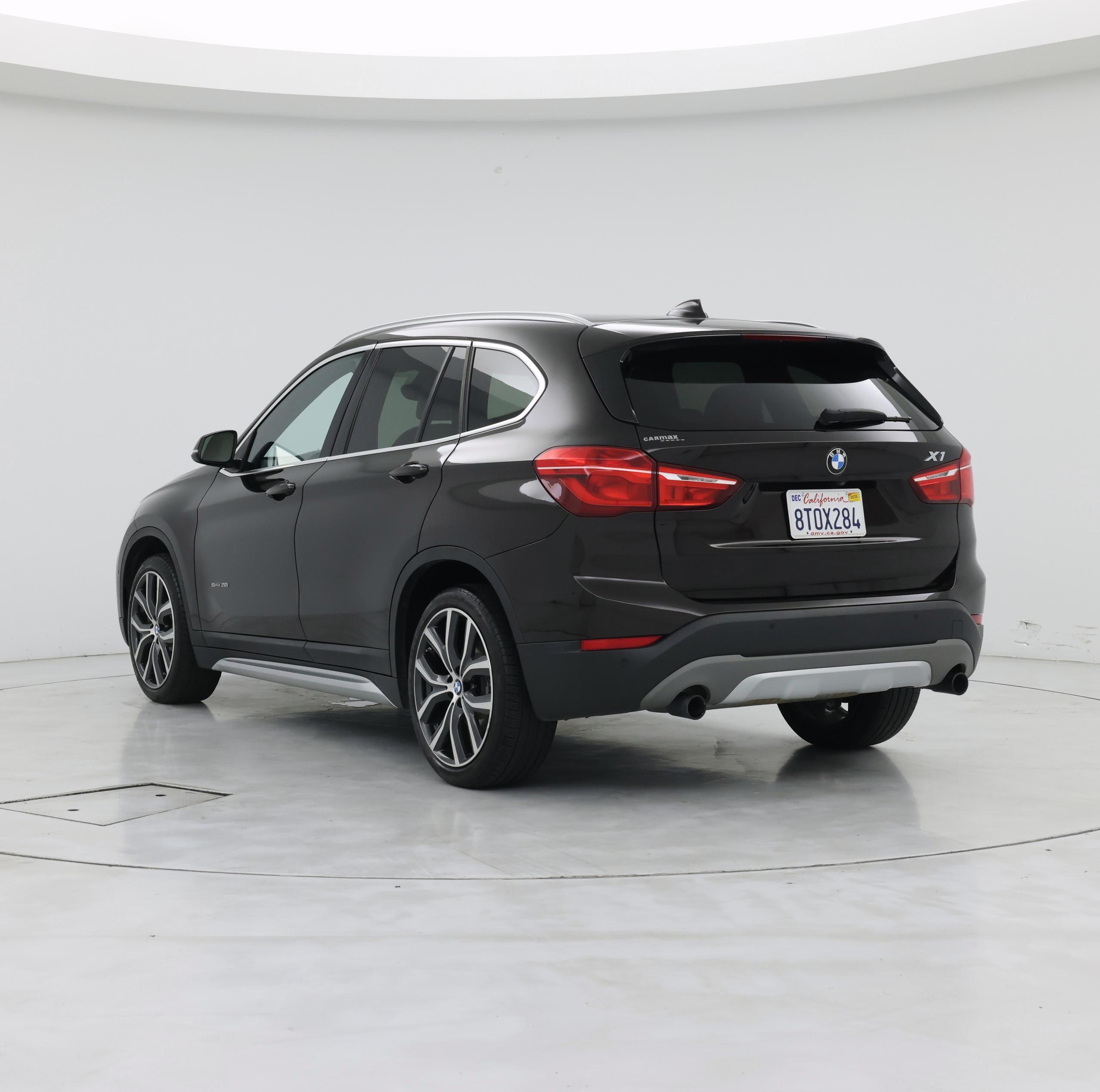 Thumbnail: 2018 BMW X1 - 2