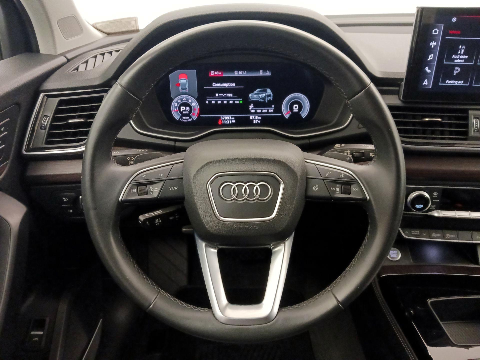 Thumbnail: 2021 Audi Q5 - 10