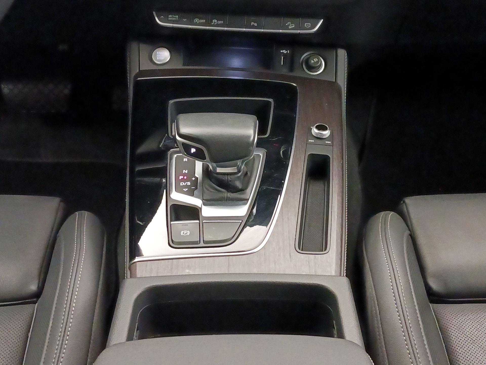 Thumbnail: 2021 Audi Q5 - 18