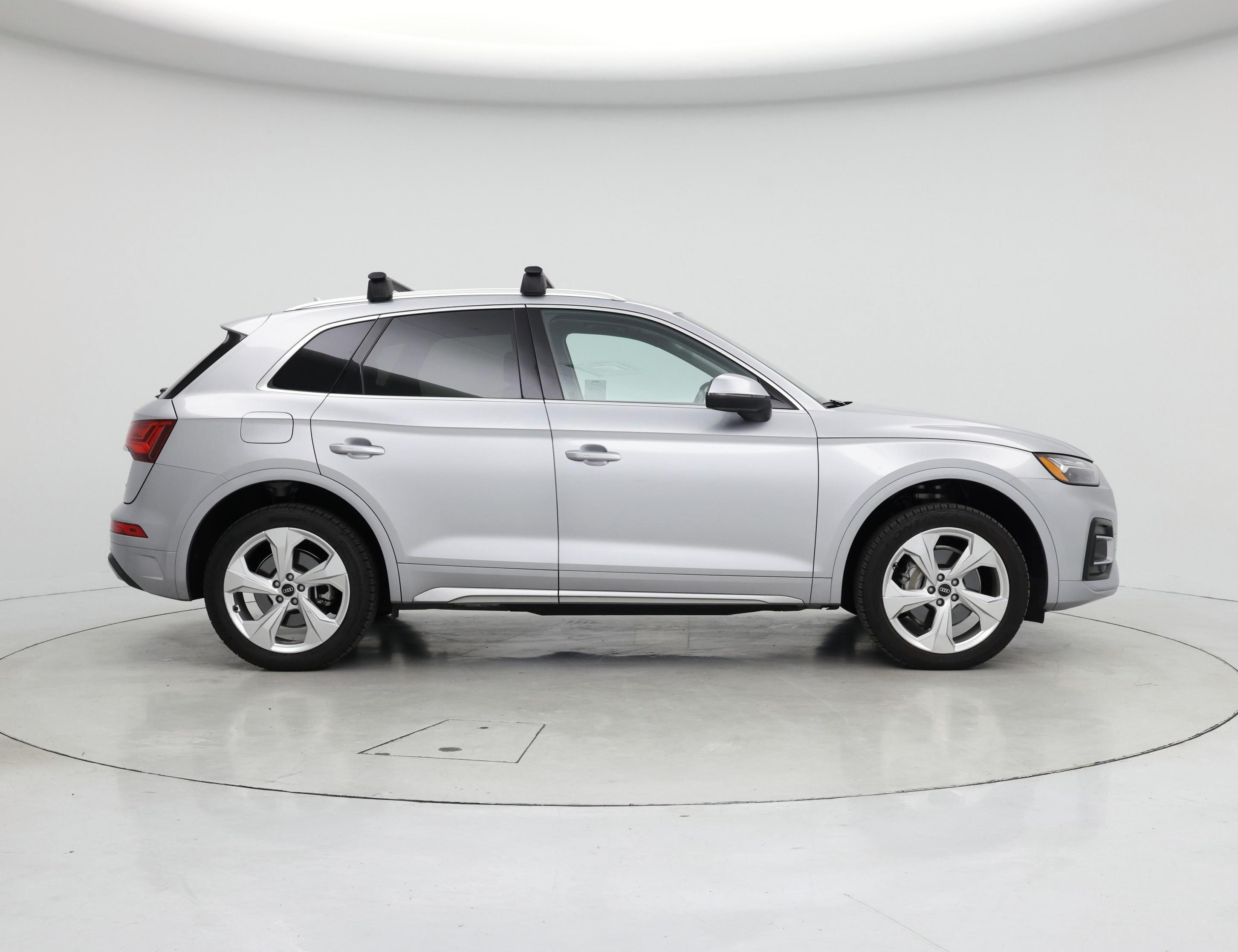 Thumbnail: 2021 Audi Q5 - 7