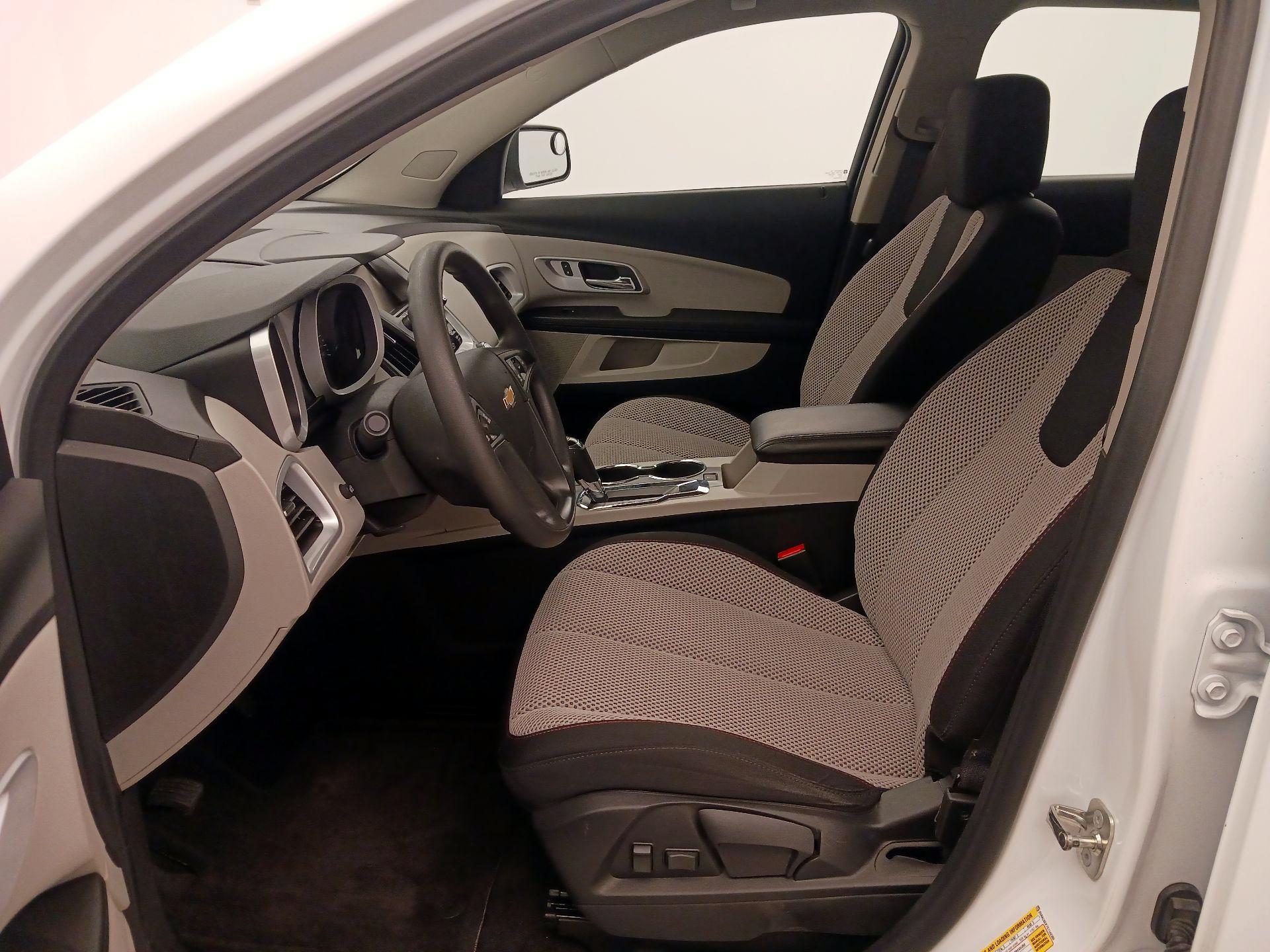 Thumbnail: 2016 Chevrolet Equinox - 11