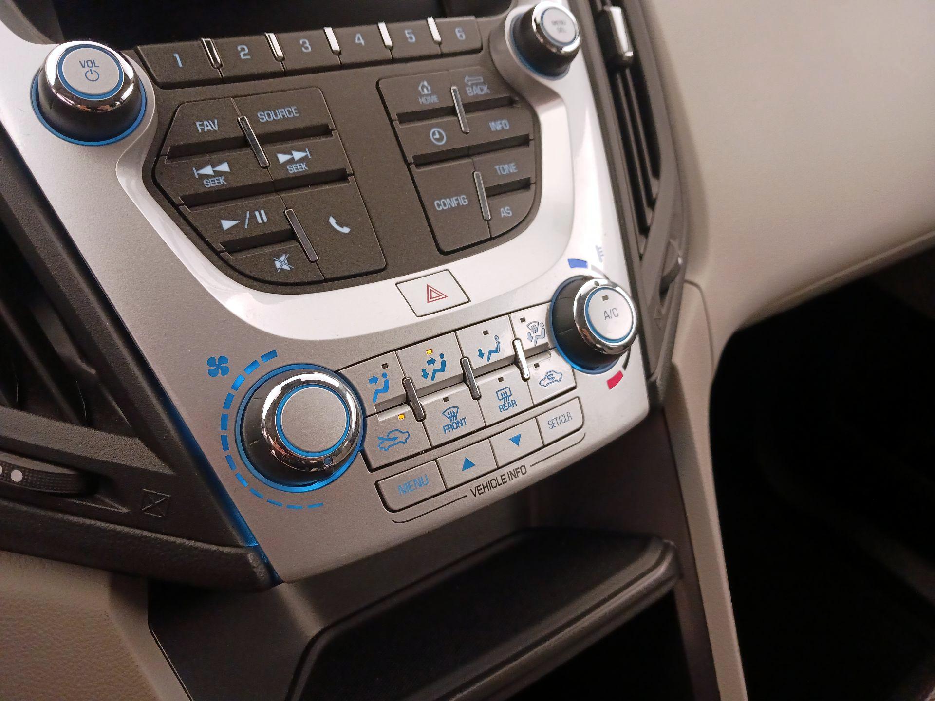 Thumbnail: 2016 Chevrolet Equinox - 15
