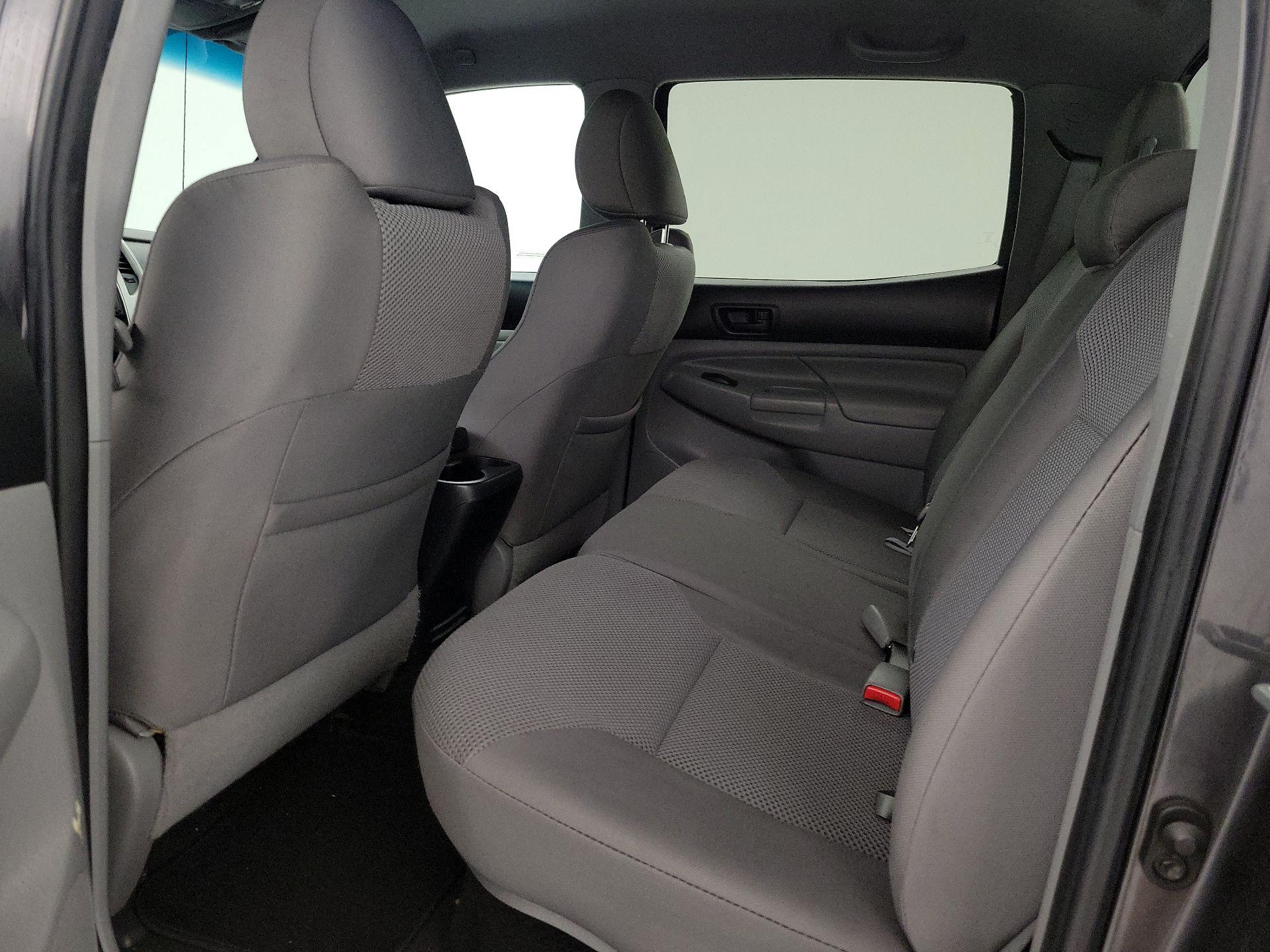 Thumbnail: 2013 Toyota Tacoma - 19