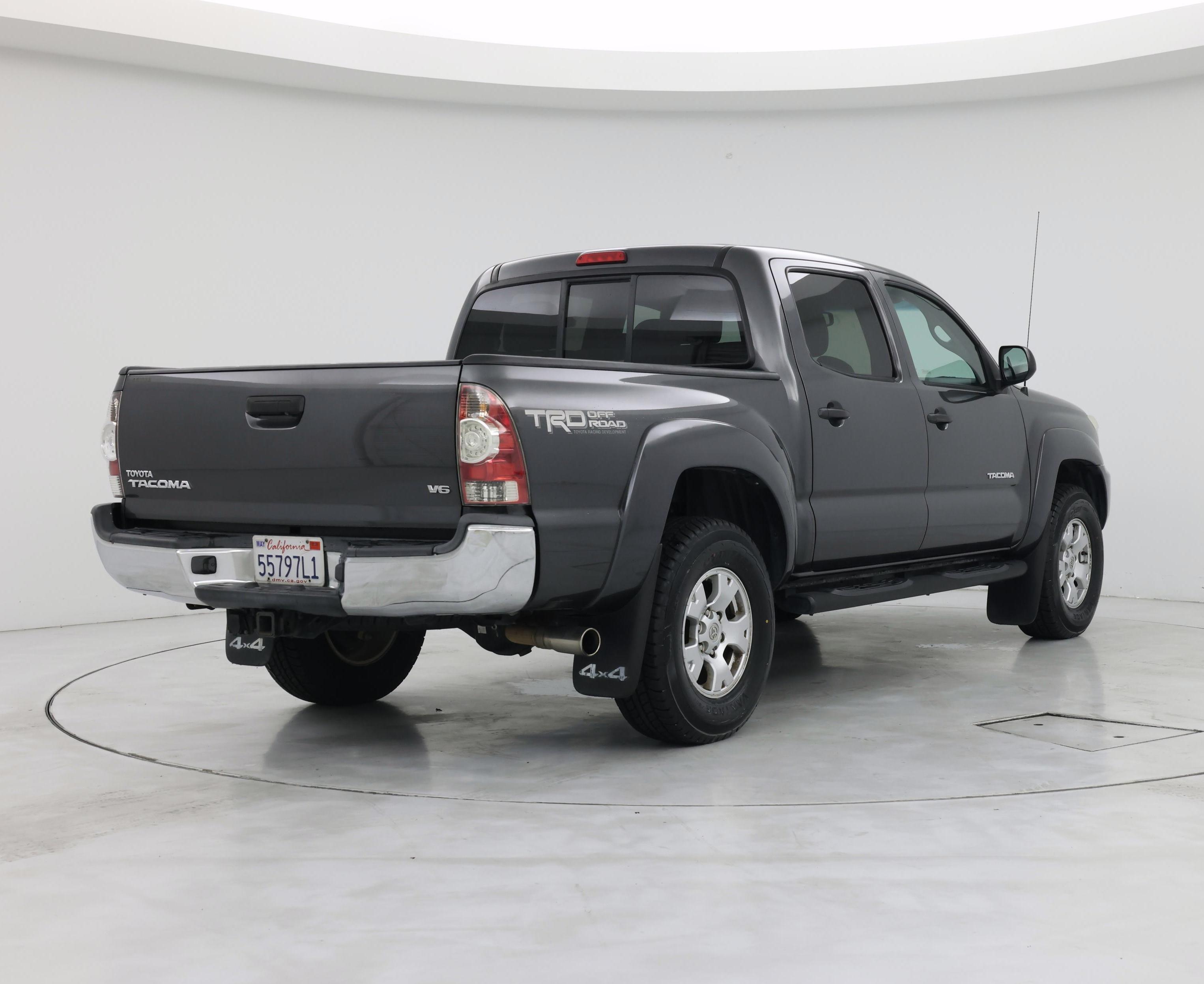Thumbnail: 2013 Toyota Tacoma - 8