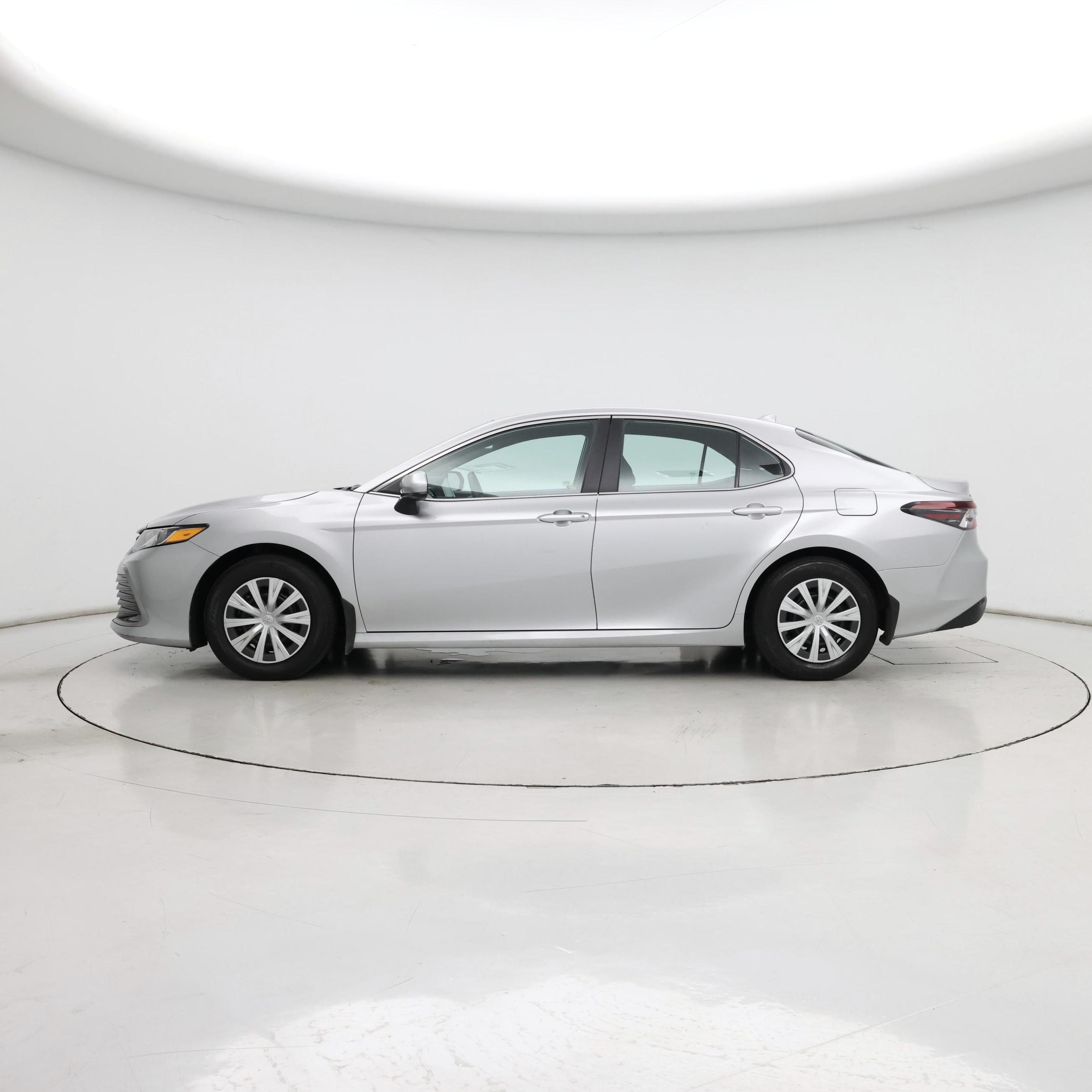 Thumbnail: 2023 Toyota Camry - 3