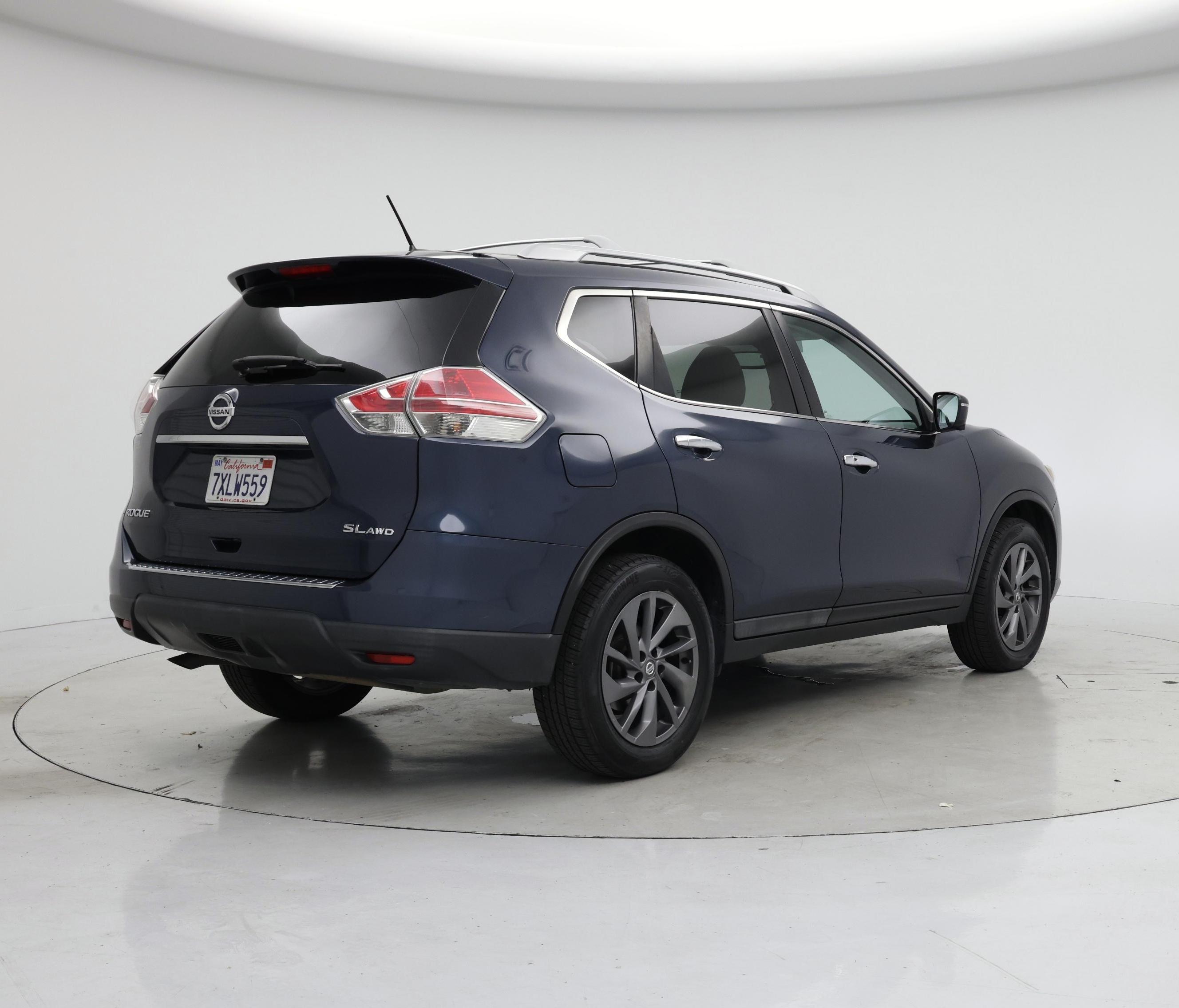 Thumbnail: 2016 Nissan Rogue - 8