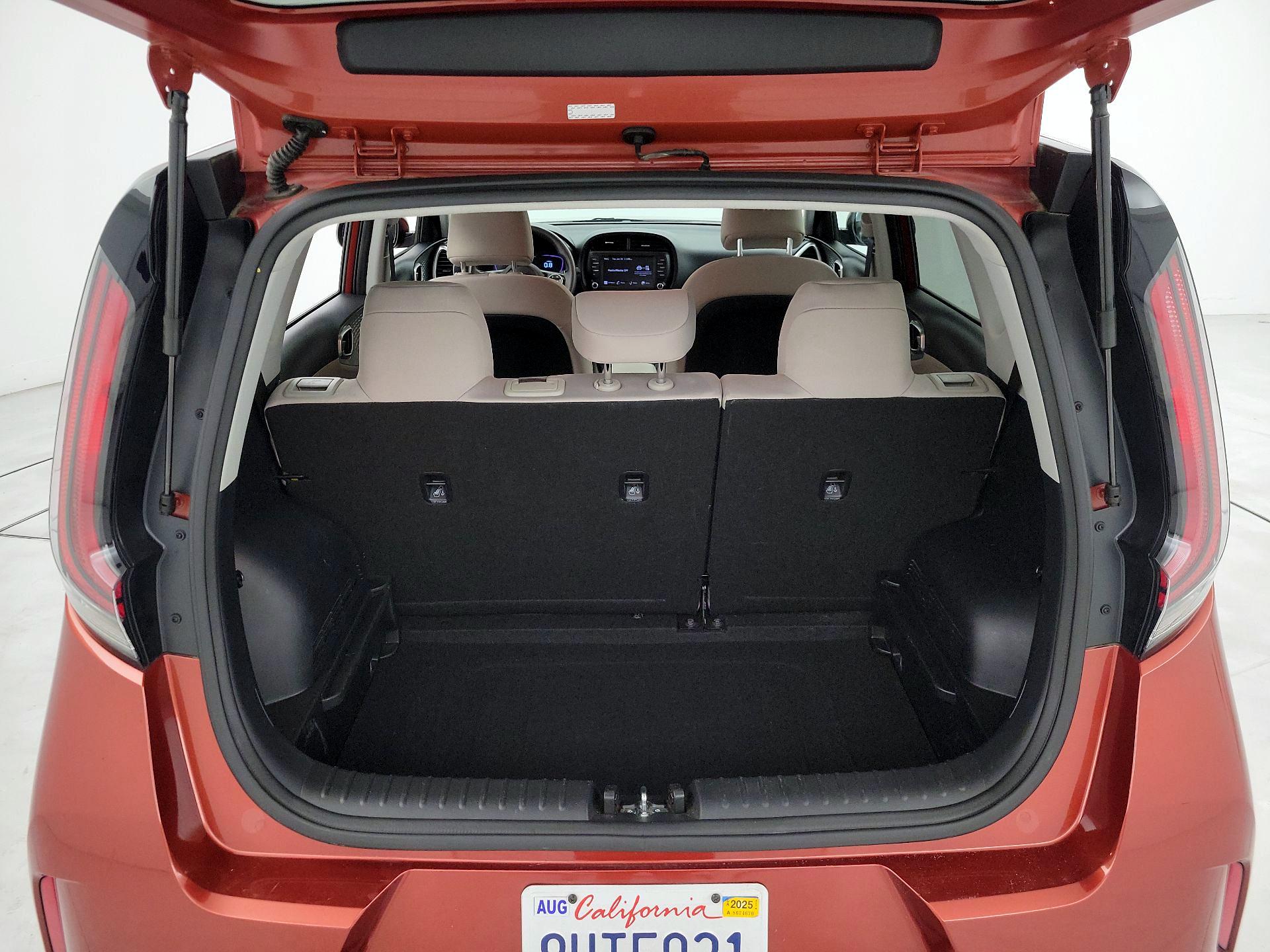 Thumbnail: 2023 Kia Soul - 20
