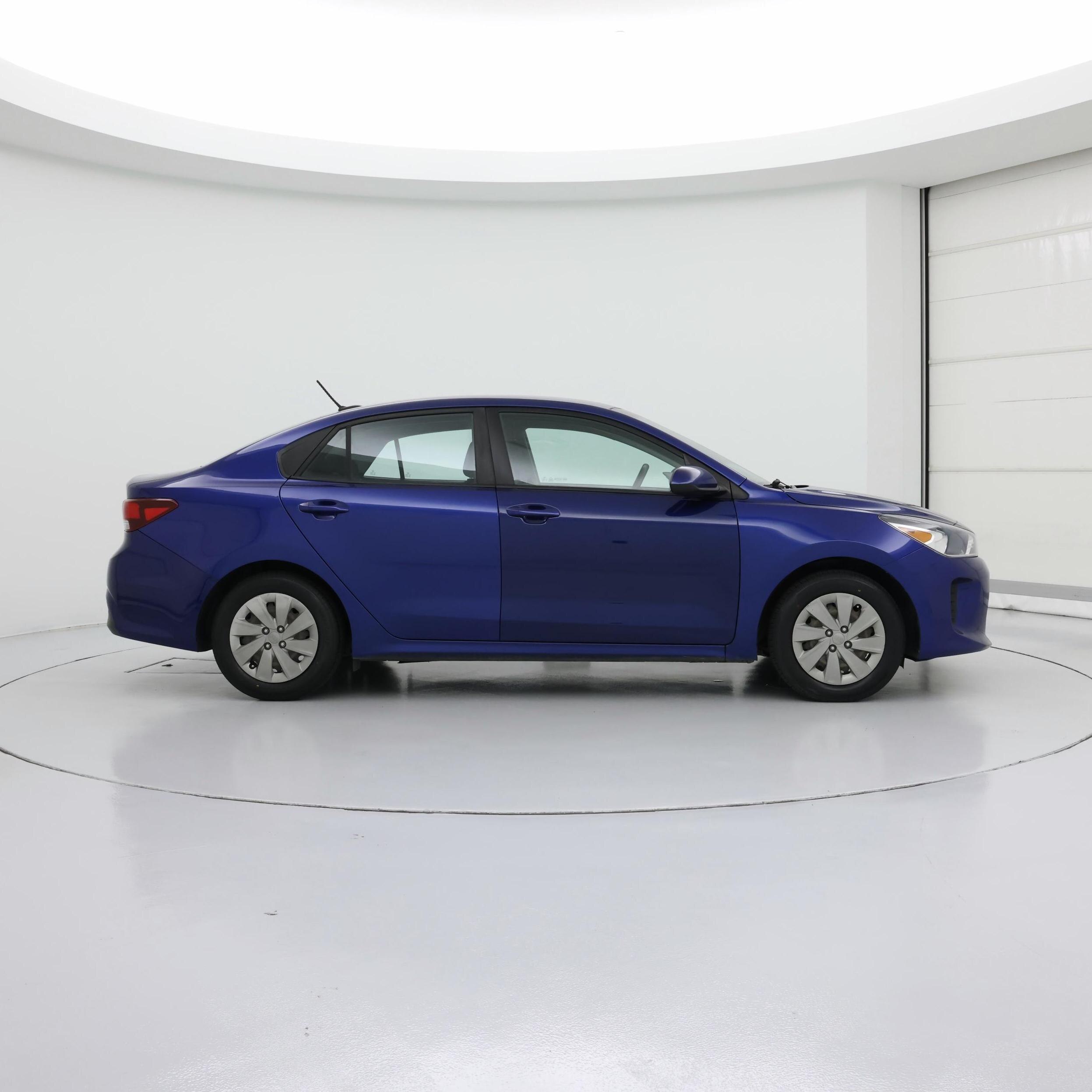 Thumbnail: 2019 Kia Rio - 7