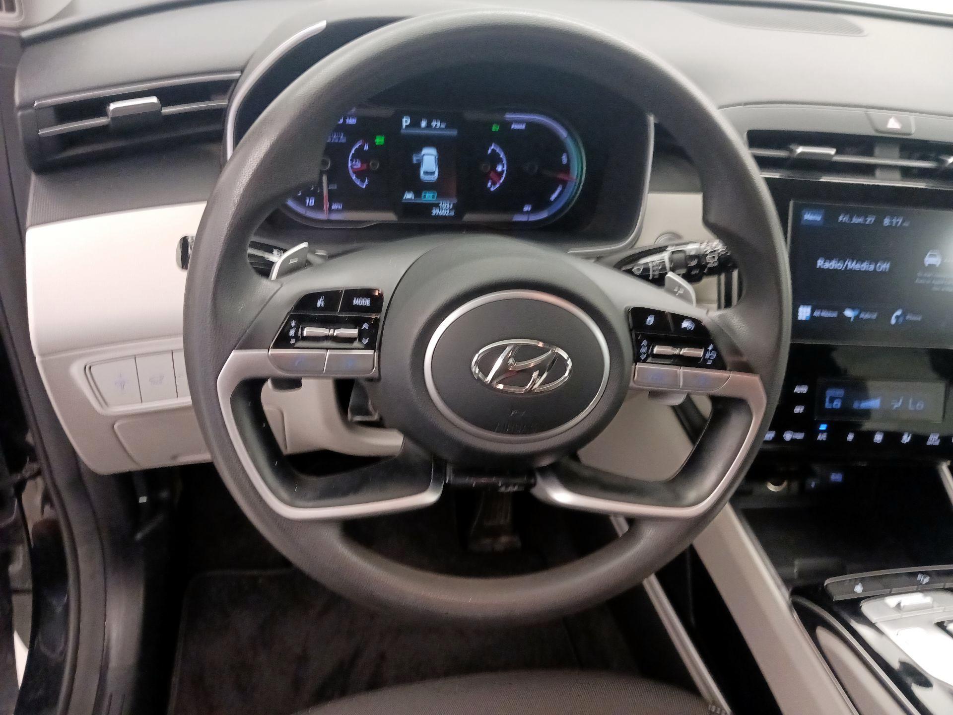 Thumbnail: 2023 Hyundai Tucson - 10