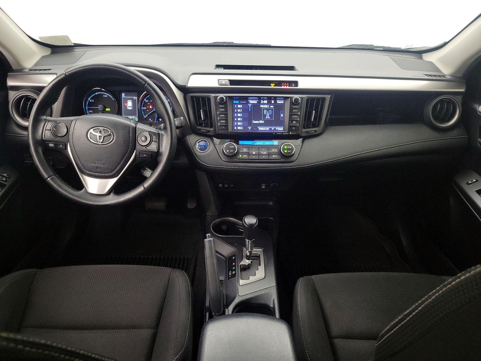Thumbnail: 2018 Toyota RAV4 - 9