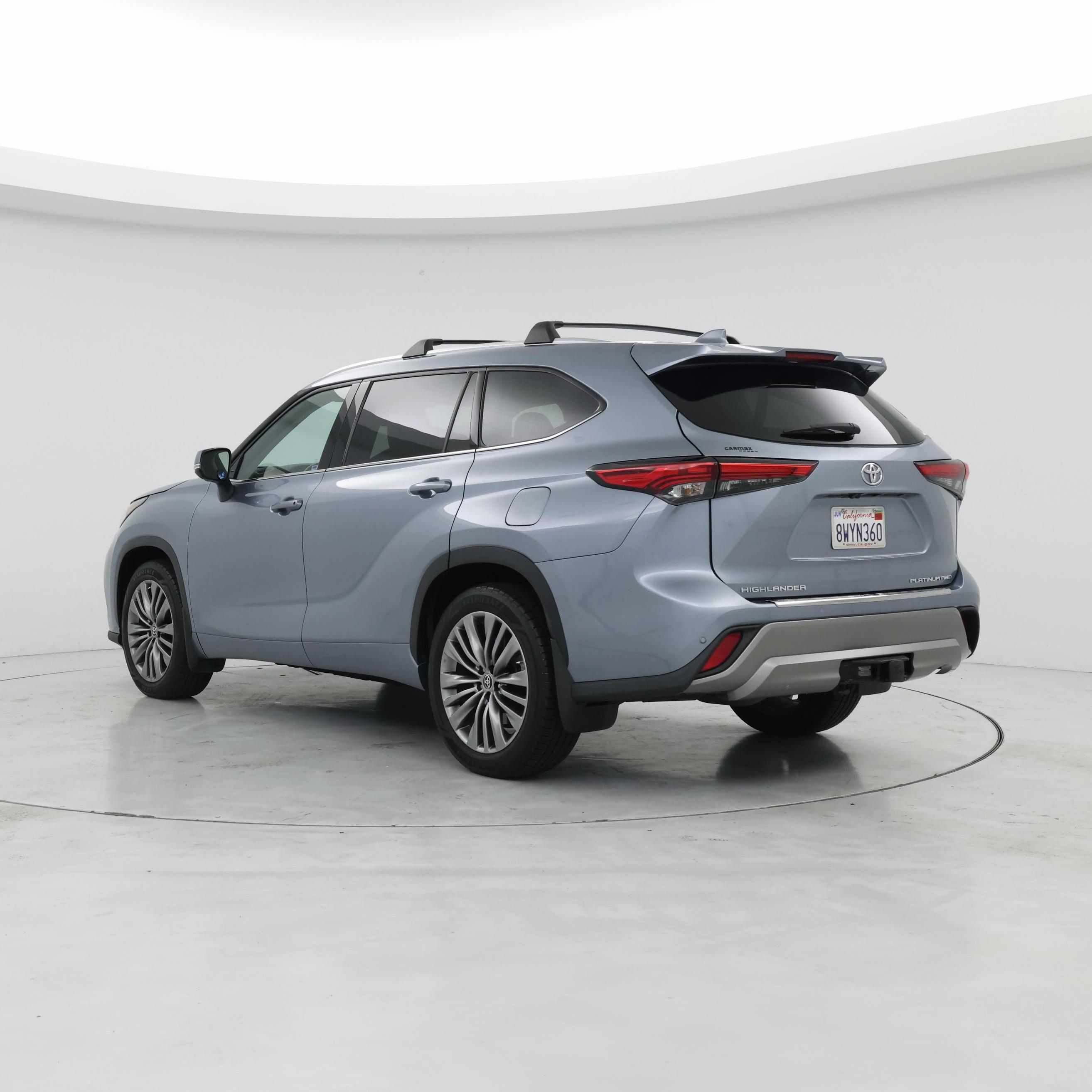 Thumbnail: 2021 Toyota Highlander - 2