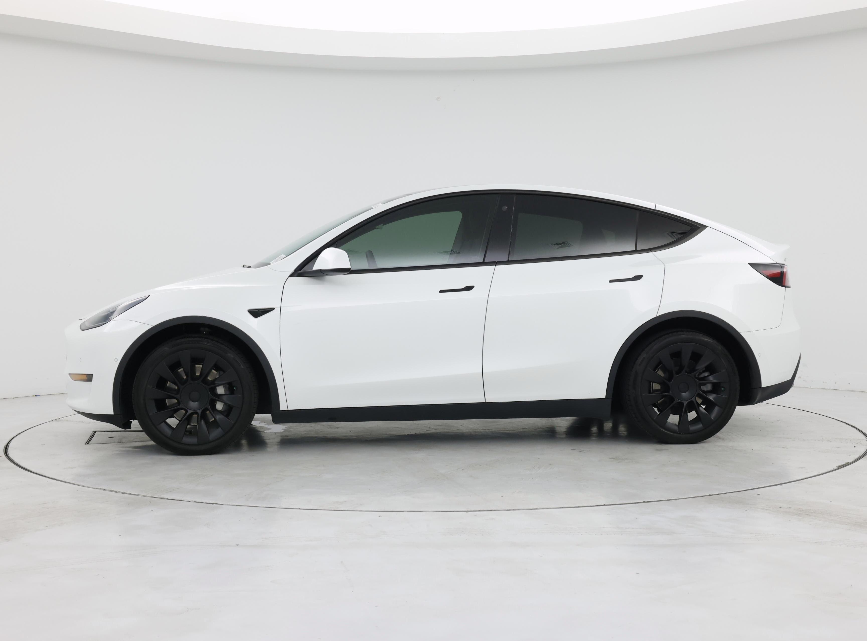 Thumbnail: 2021 Tesla Model Y - 3