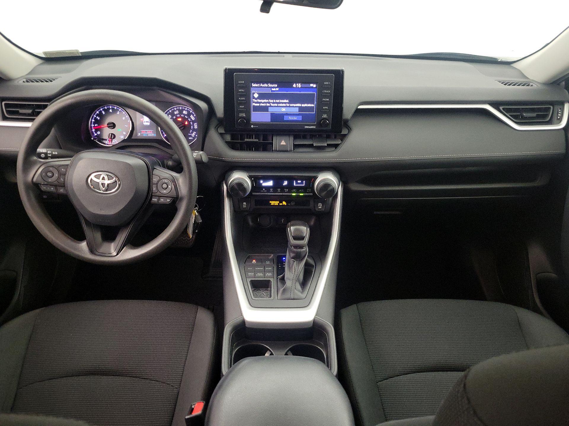 Thumbnail: 2021 Toyota RAV4 - 9