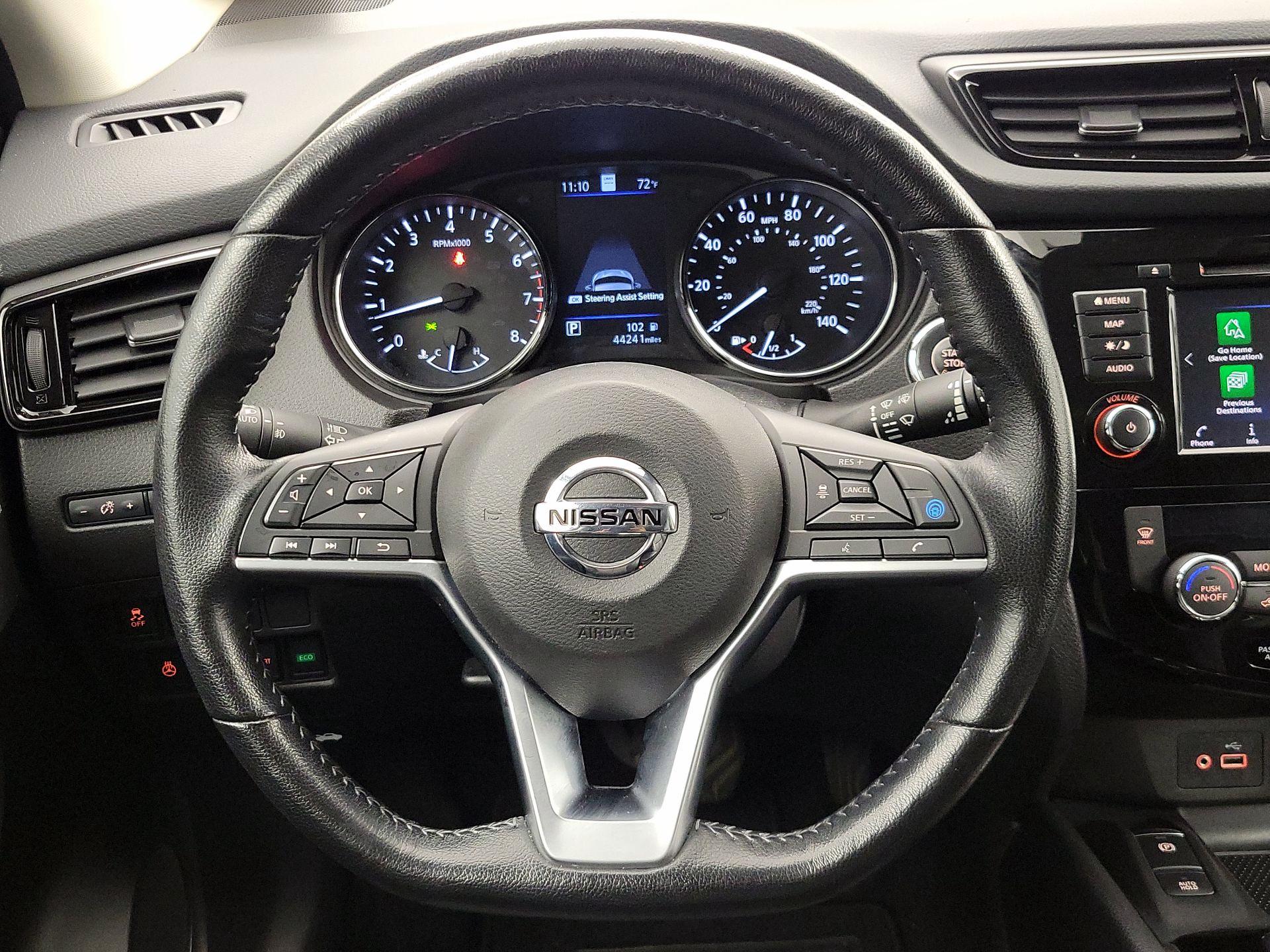 Thumbnail: 2022 Nissan Rogue Sport - 10