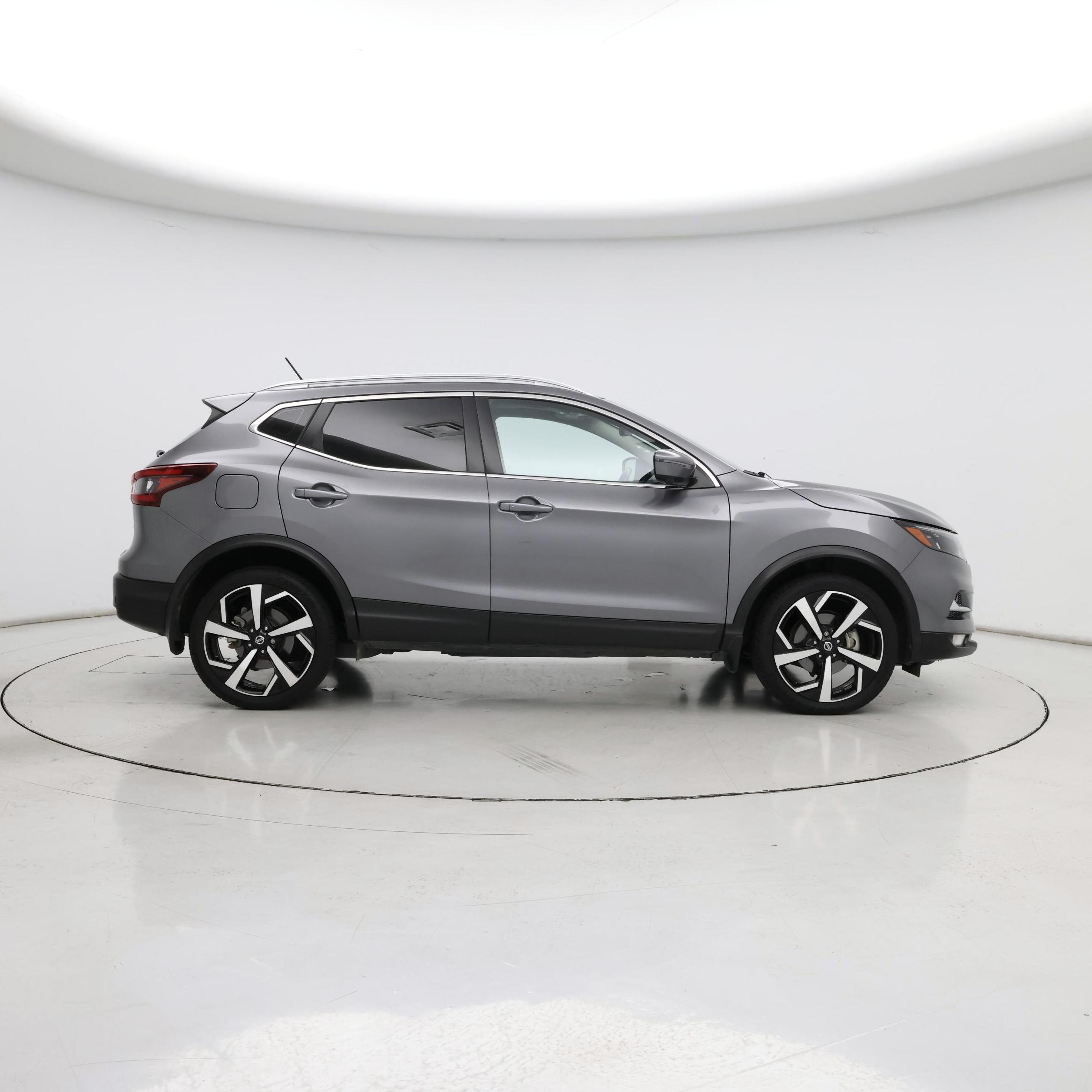Thumbnail: 2022 Nissan Rogue Sport - 7