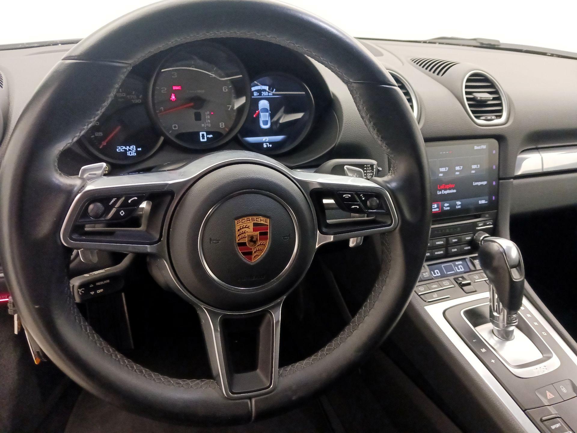 Thumbnail: 2017 Porsche 718 Cayman - 10