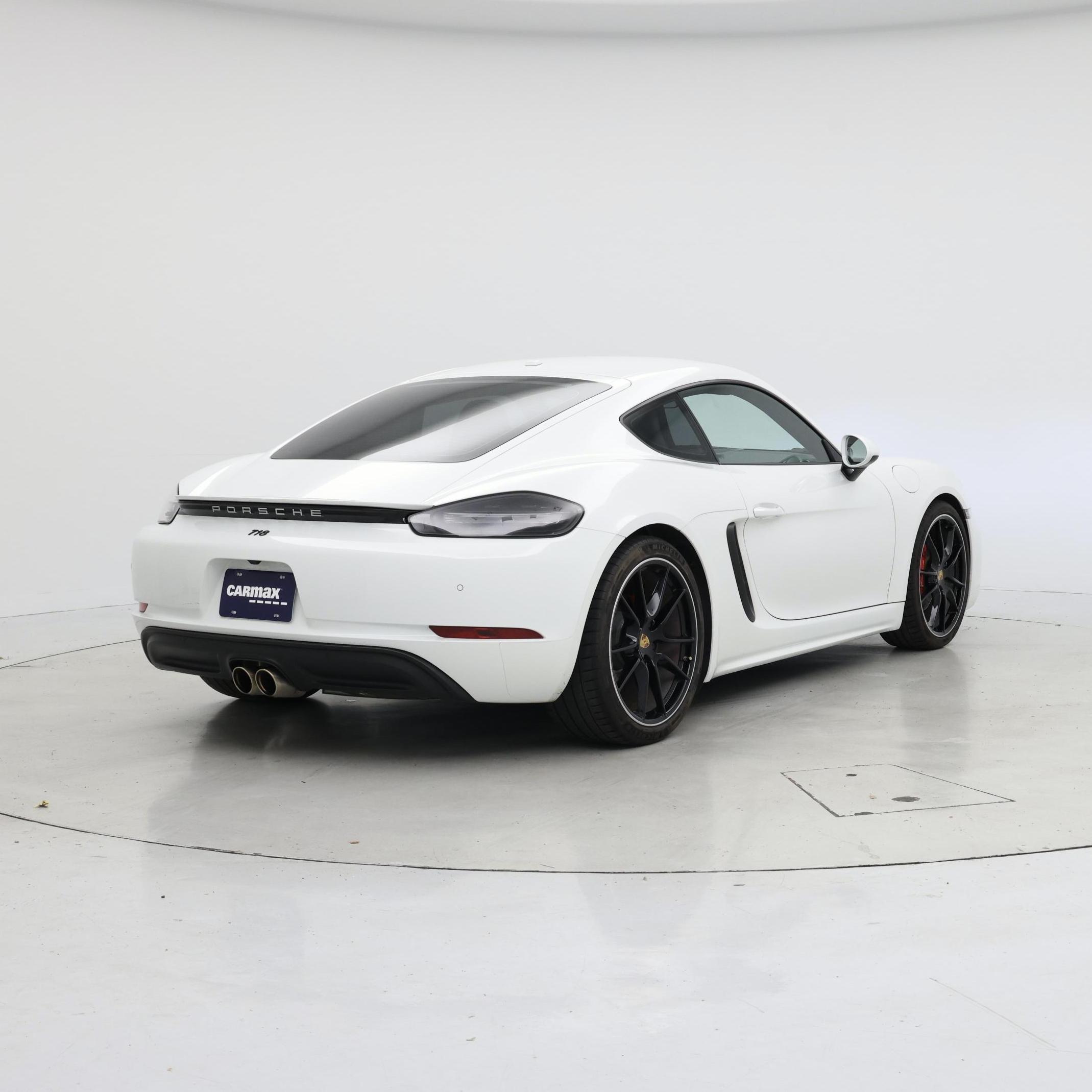 Thumbnail: 2017 Porsche 718 Cayman - 8
