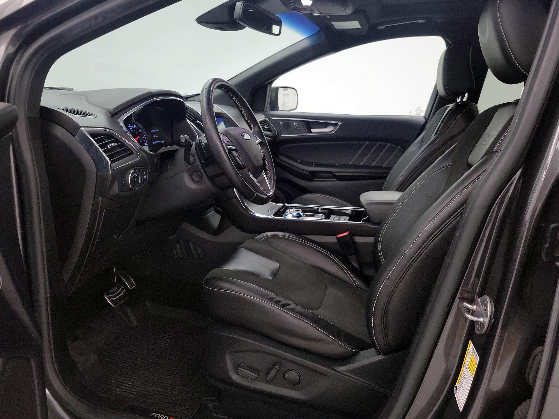 Thumbnail: 2020 Ford Edge - 11