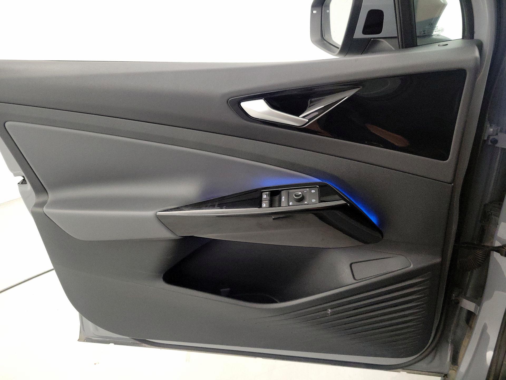 Thumbnail: 2022 Volkswagen ID.4 - 12