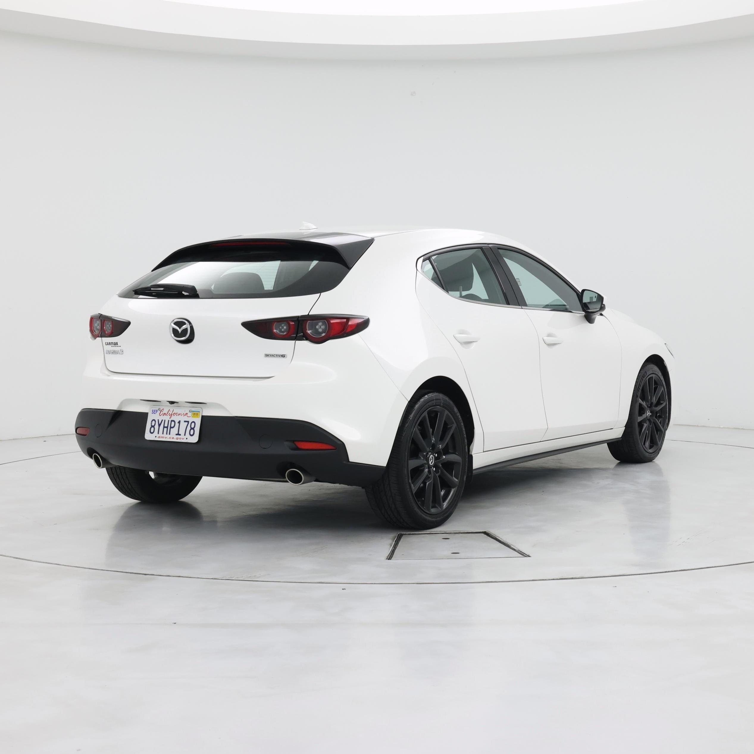 Thumbnail: 2021 Mazda Mazda3 - 8