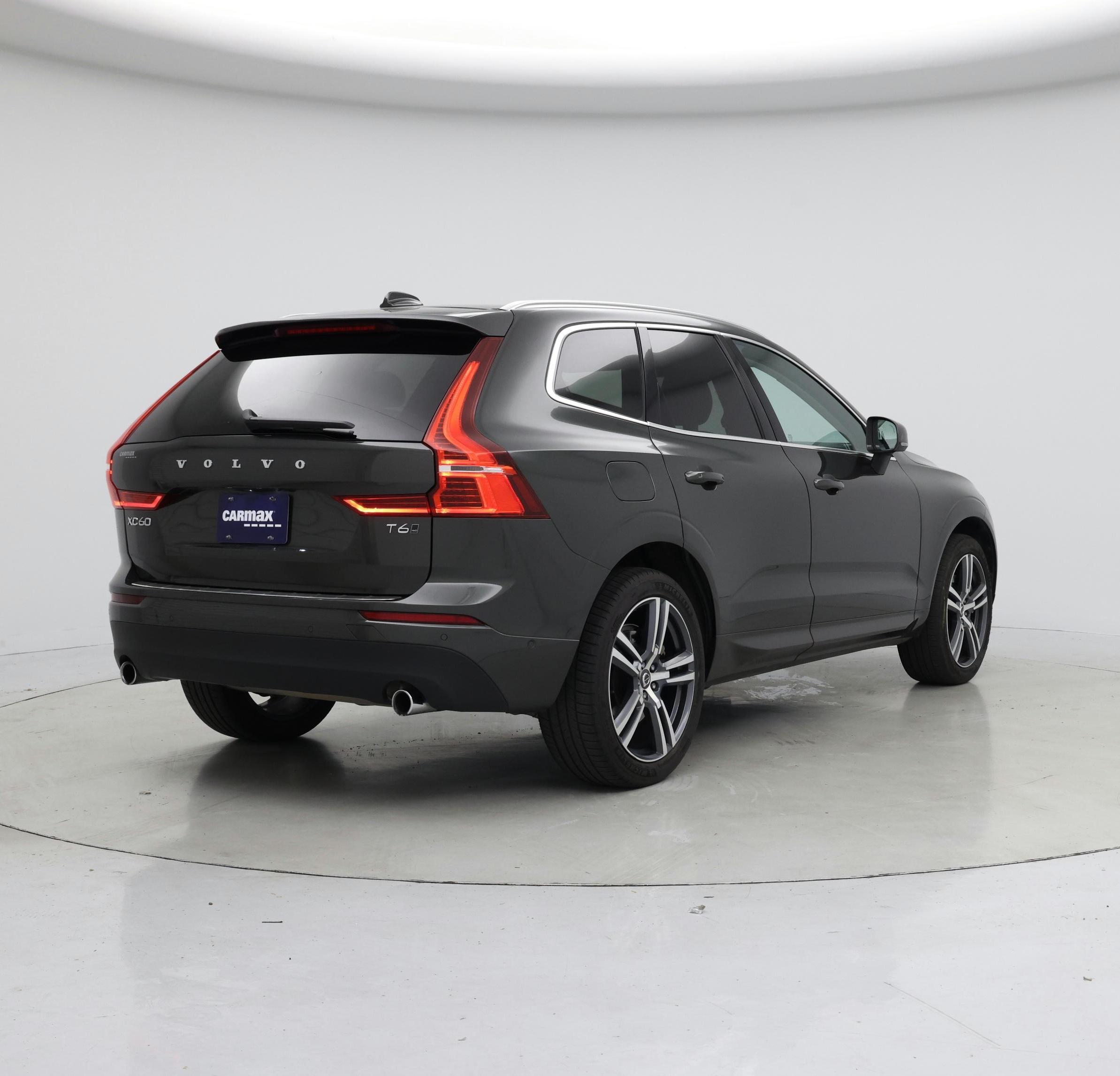 Thumbnail: 2018 Volvo XC60 - 8