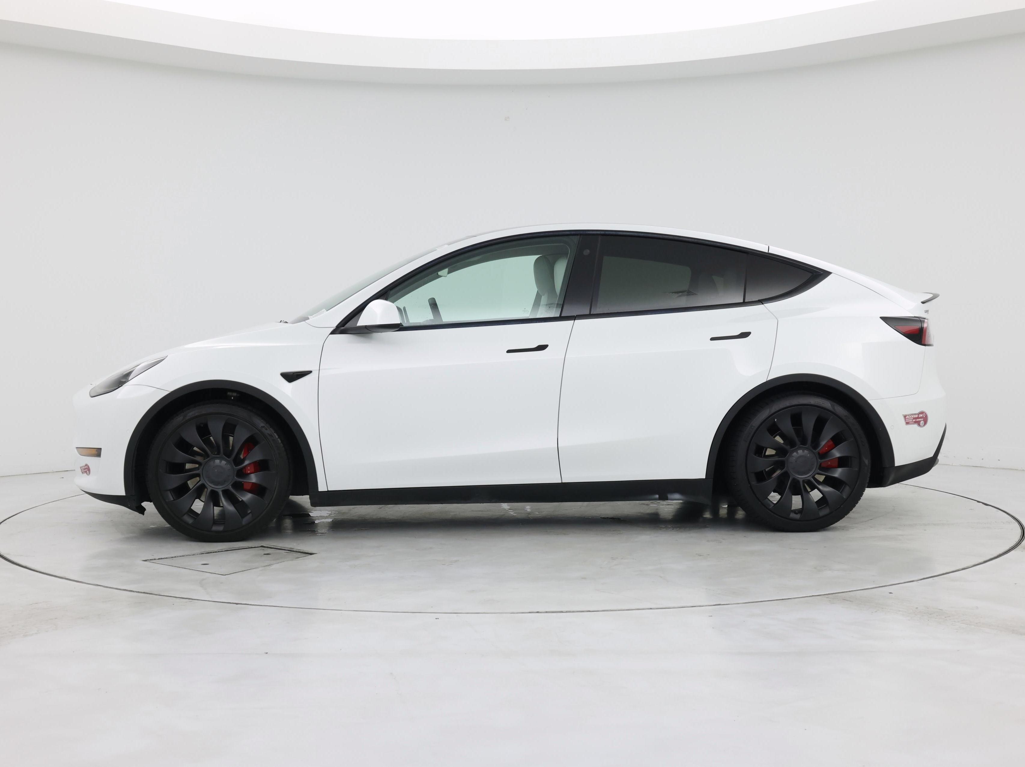 Thumbnail: 2022 Tesla Model Y - 3