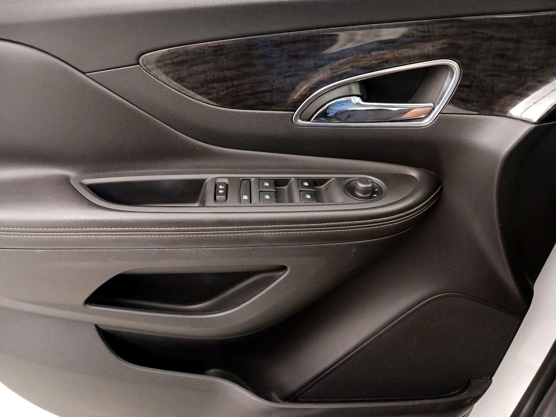 Thumbnail: 2015 Buick Encore - 12