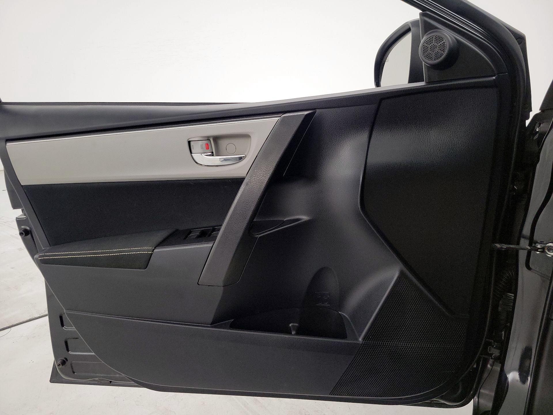 Thumbnail: 2019 Toyota Corolla - 12