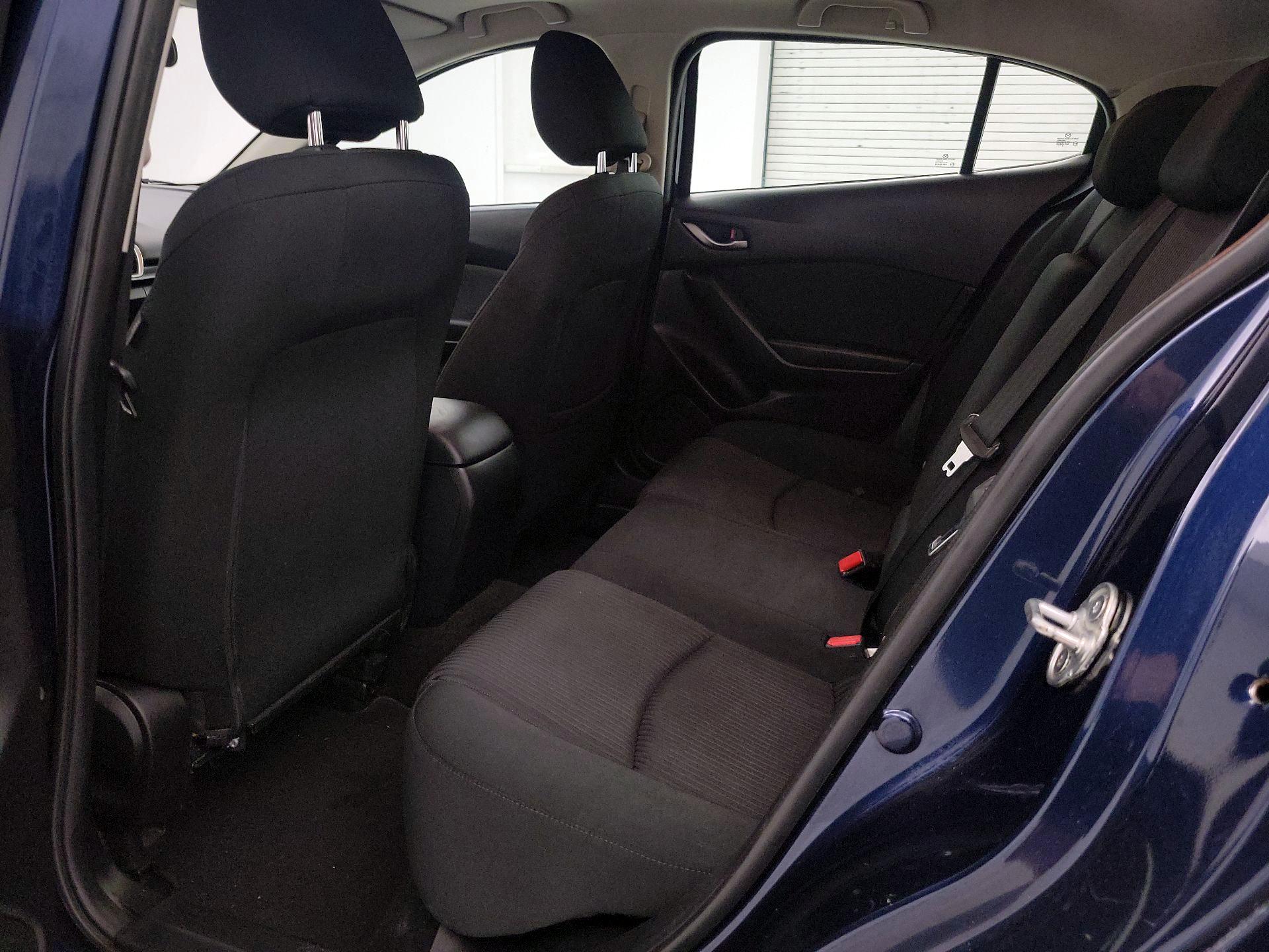 Thumbnail: 2015 Mazda Mazda3 - 20