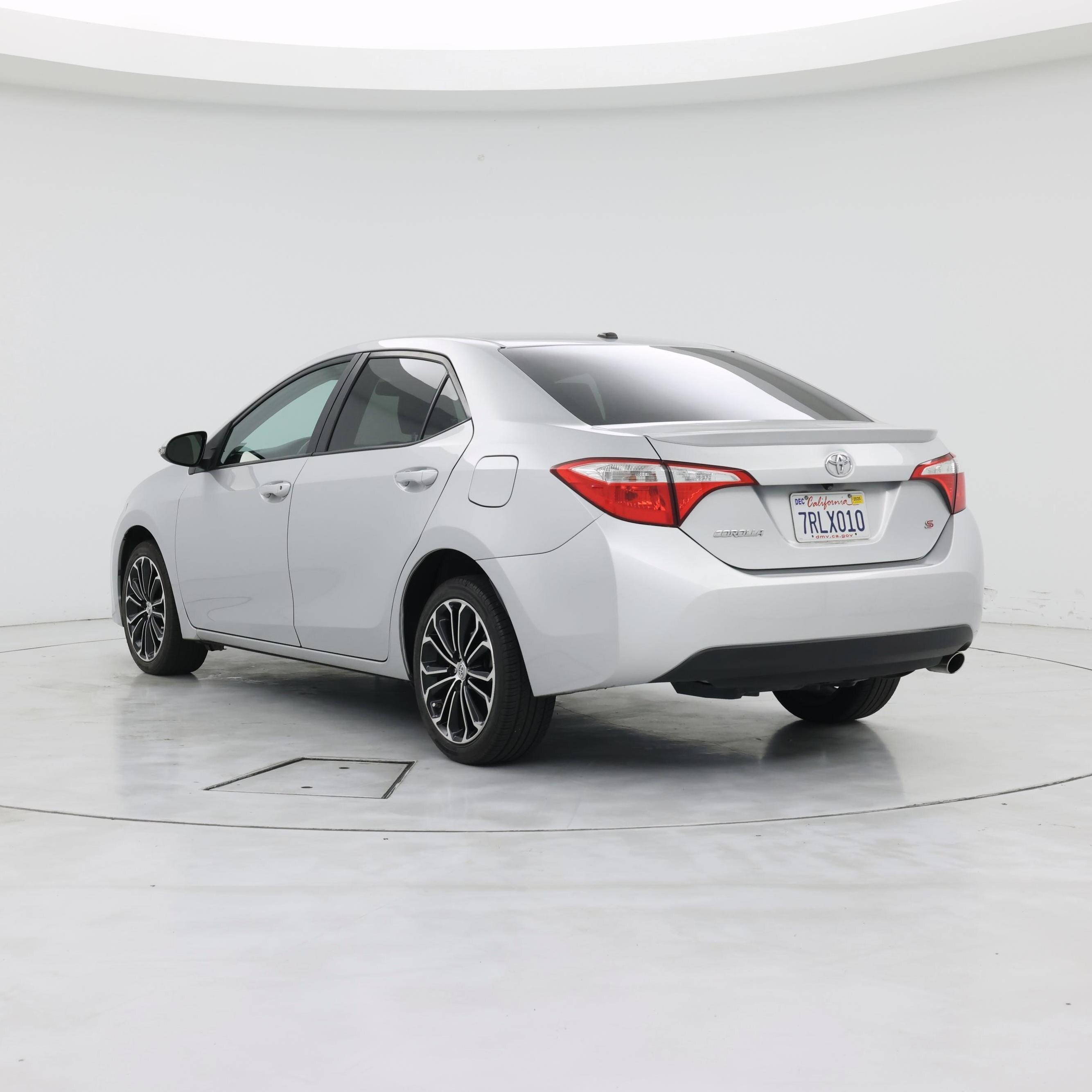 Thumbnail: 2014 Toyota Corolla - 2