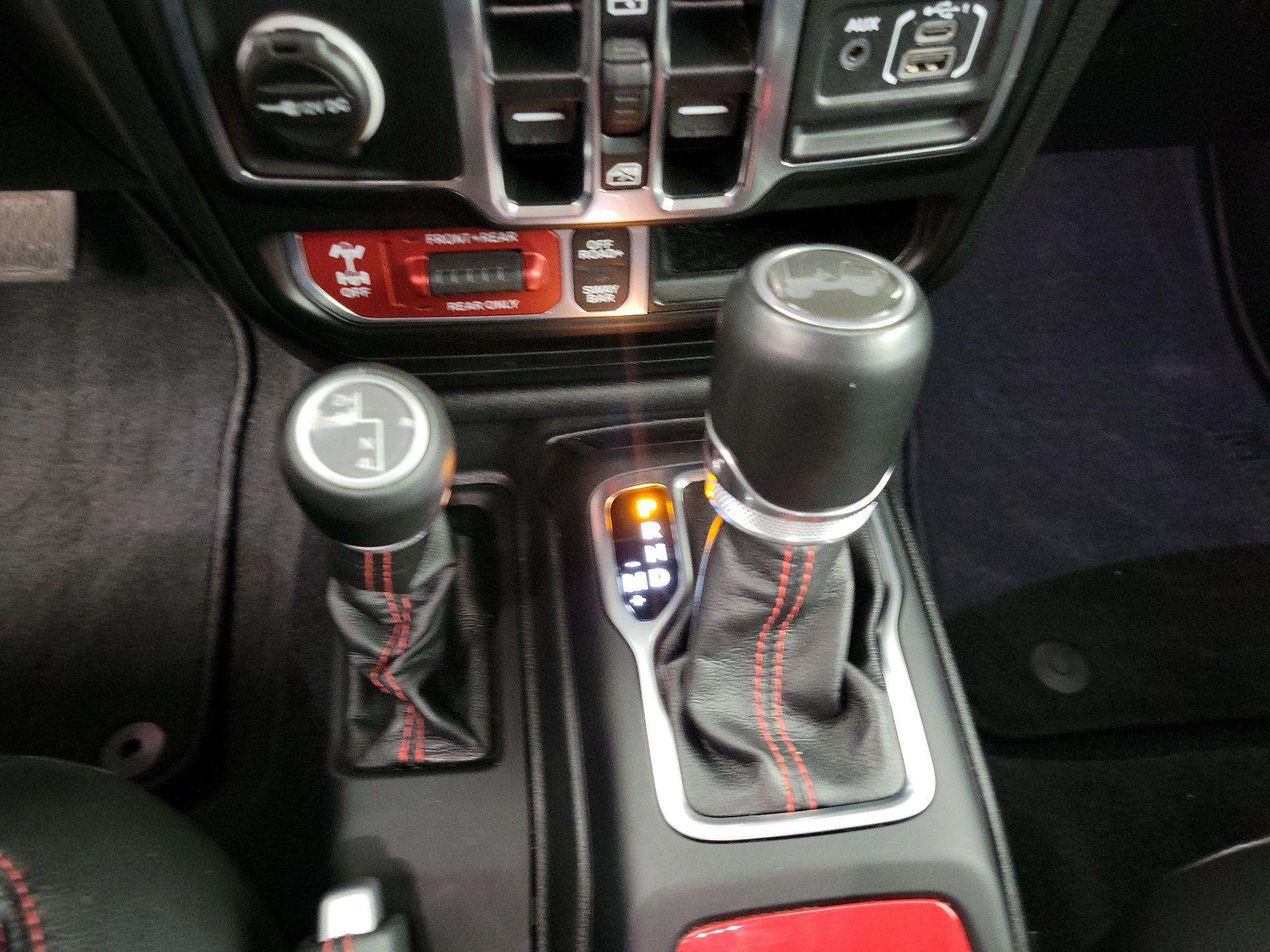 Thumbnail: 2022 Jeep Wrangler - 18